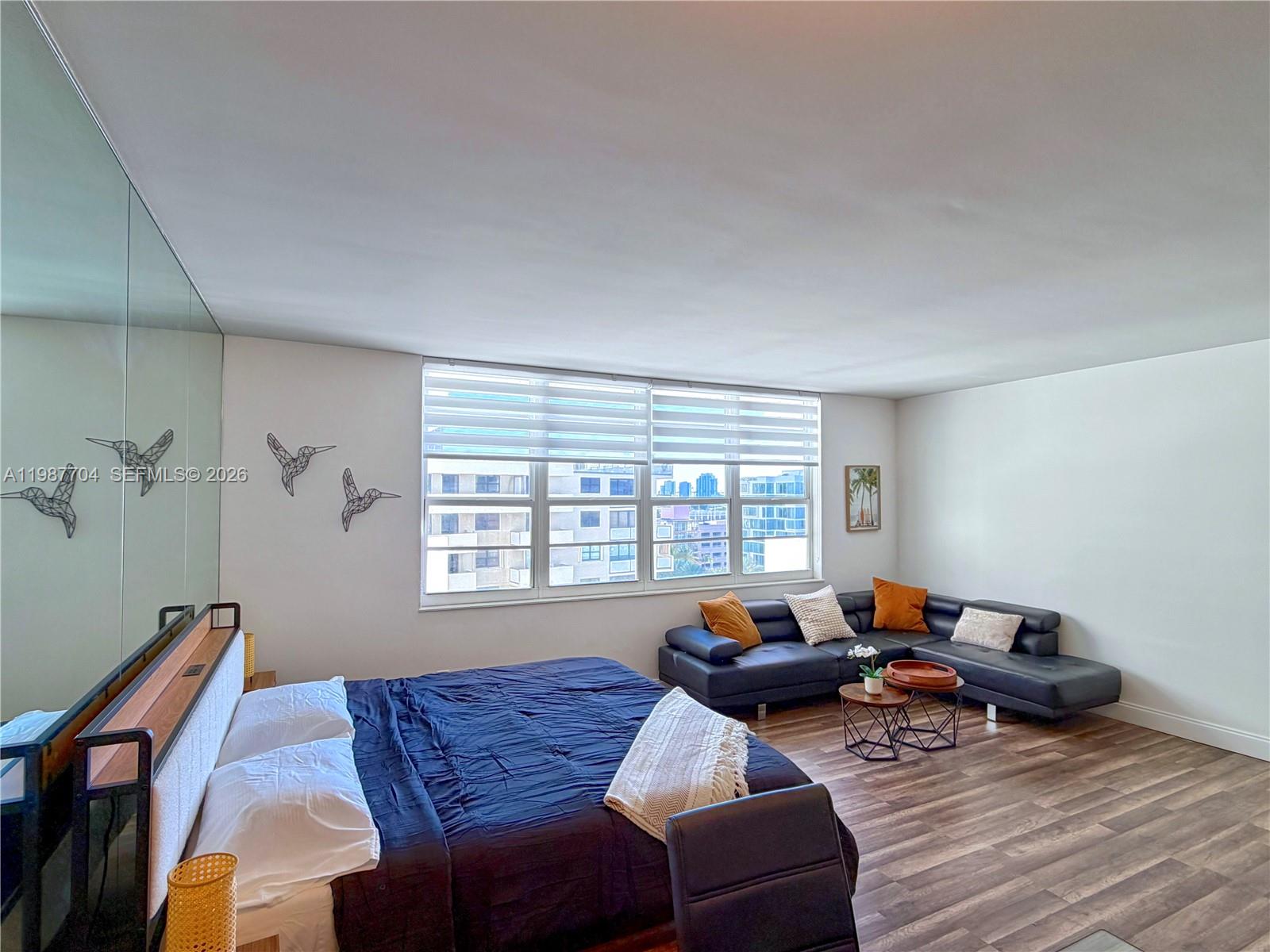 THE DECOPLAGE CONDO - Residential Lease