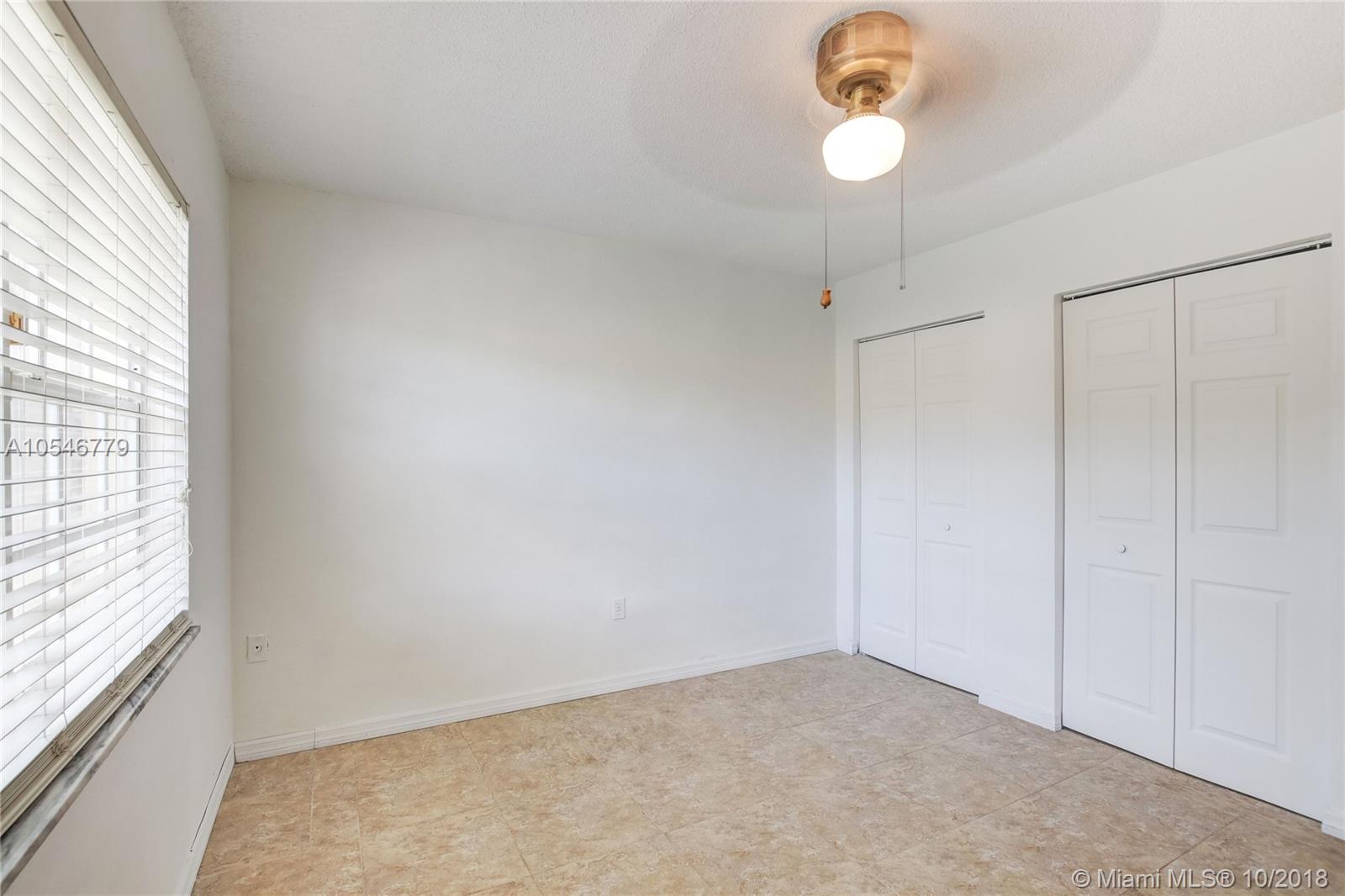 INTERNATIONAL GARDENS SEC - Residential