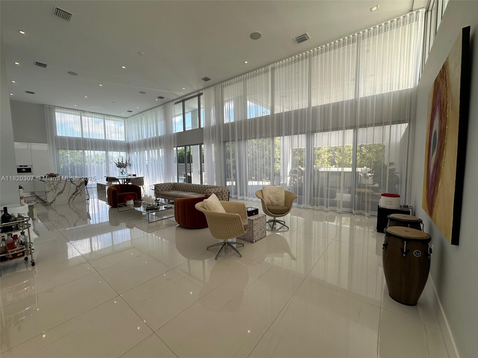 WESTON ESTATES - Residential
