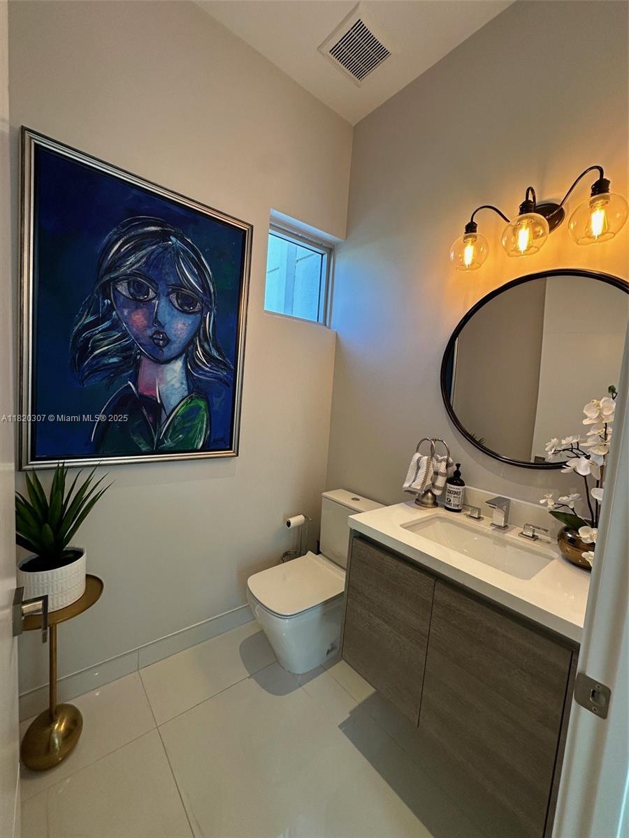 WESTON ESTATES - Residential