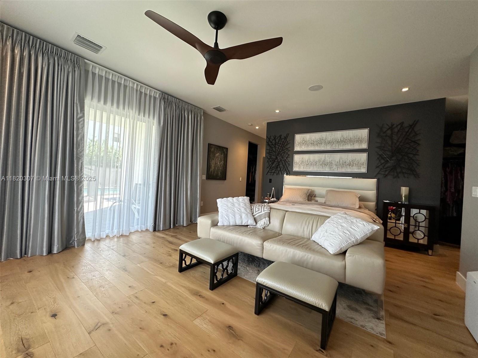 WESTON ESTATES - Residential