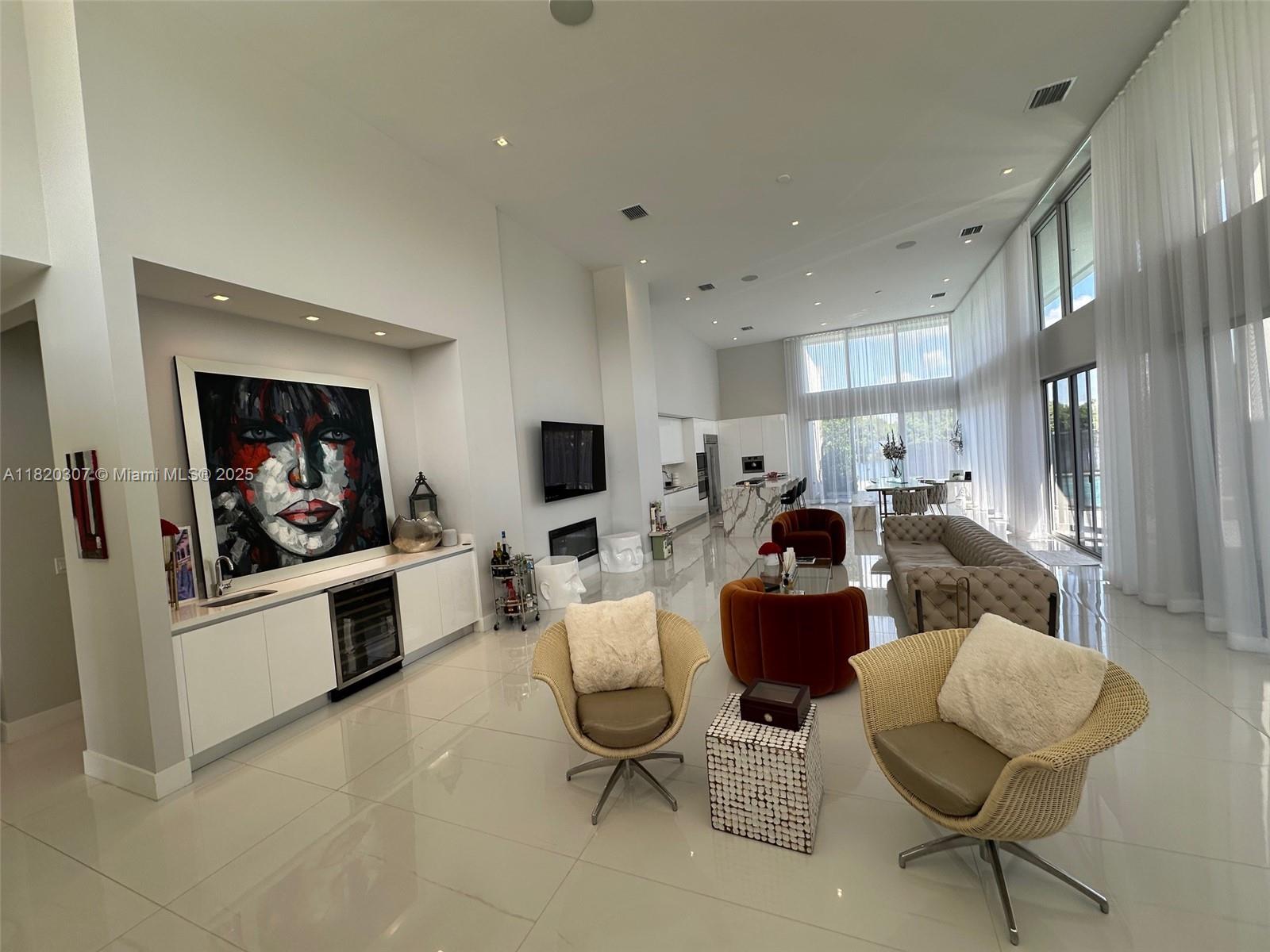 WESTON ESTATES - Residential