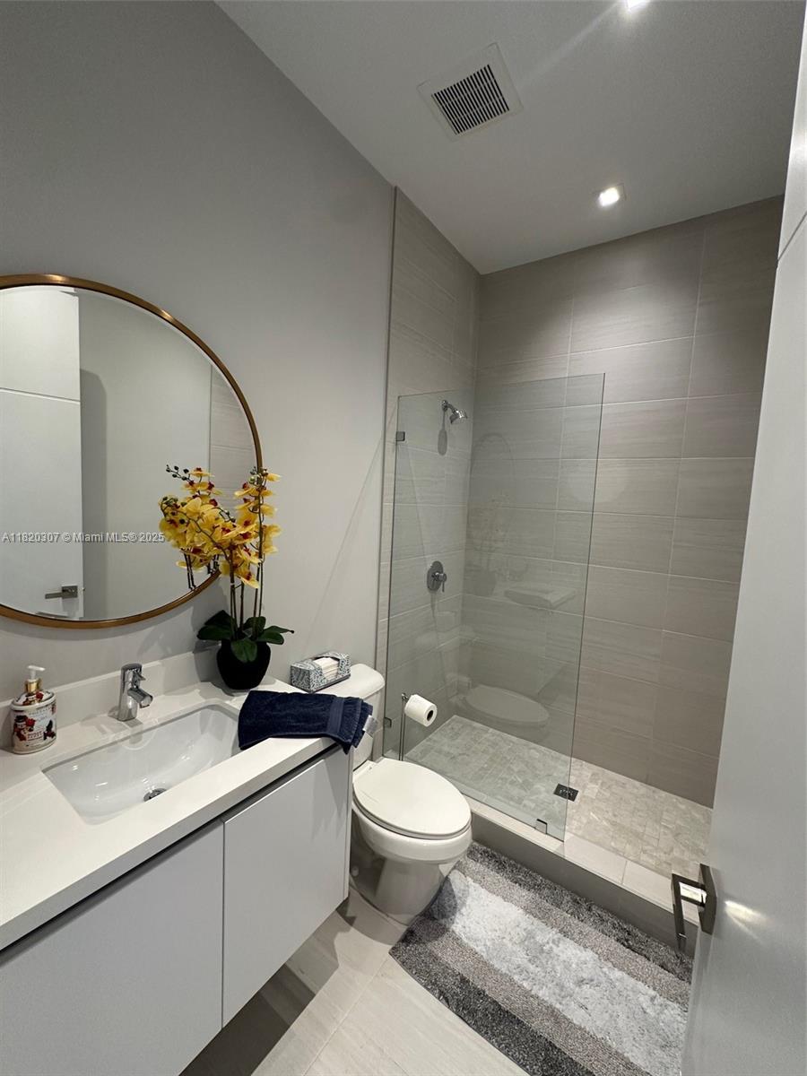 WESTON ESTATES - Residential