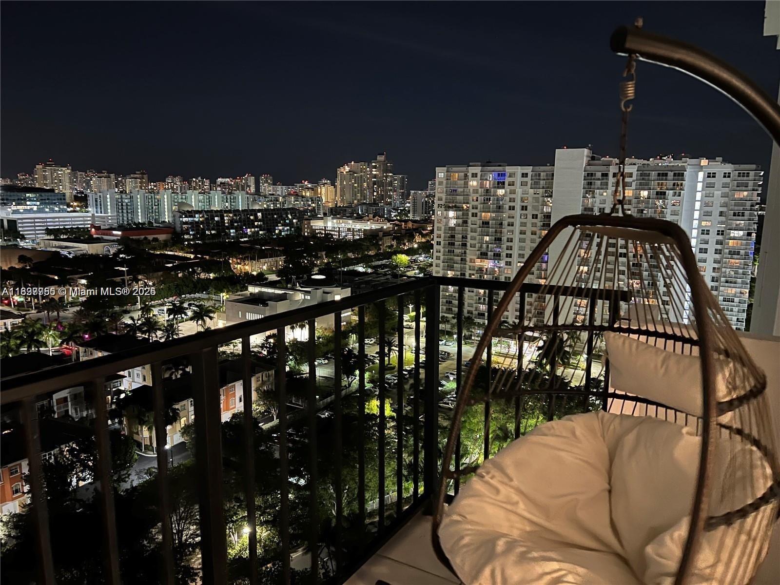 COMMODORE PLAZA CONDO - Residential