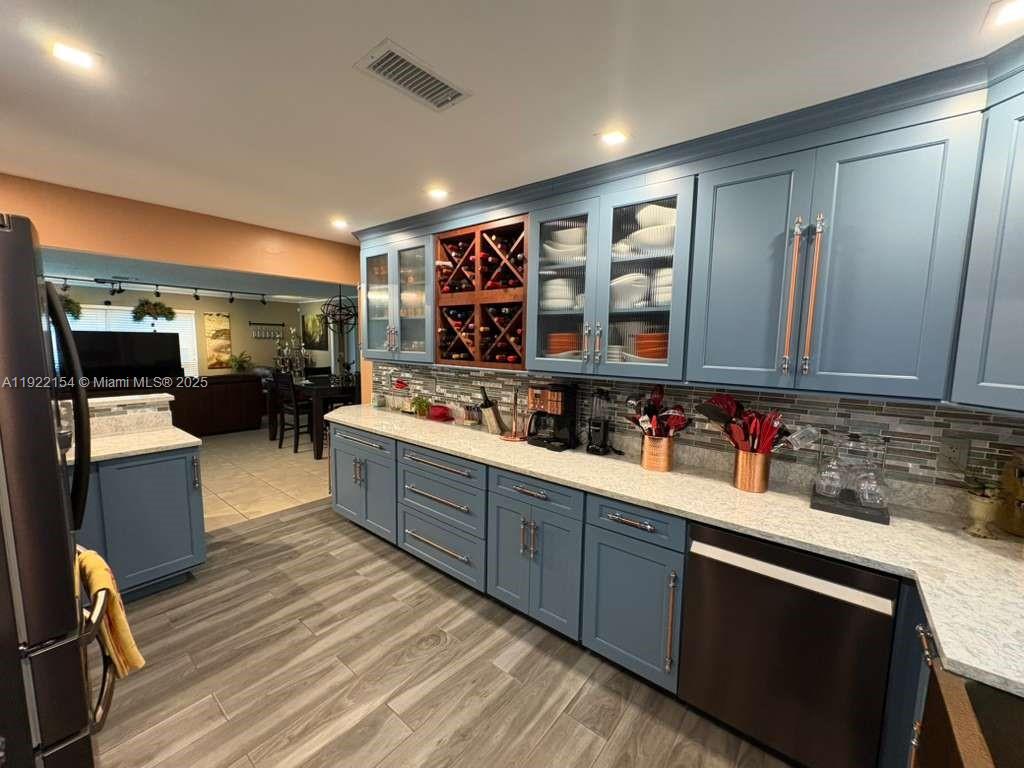 R Y K HOMESITES - Residential