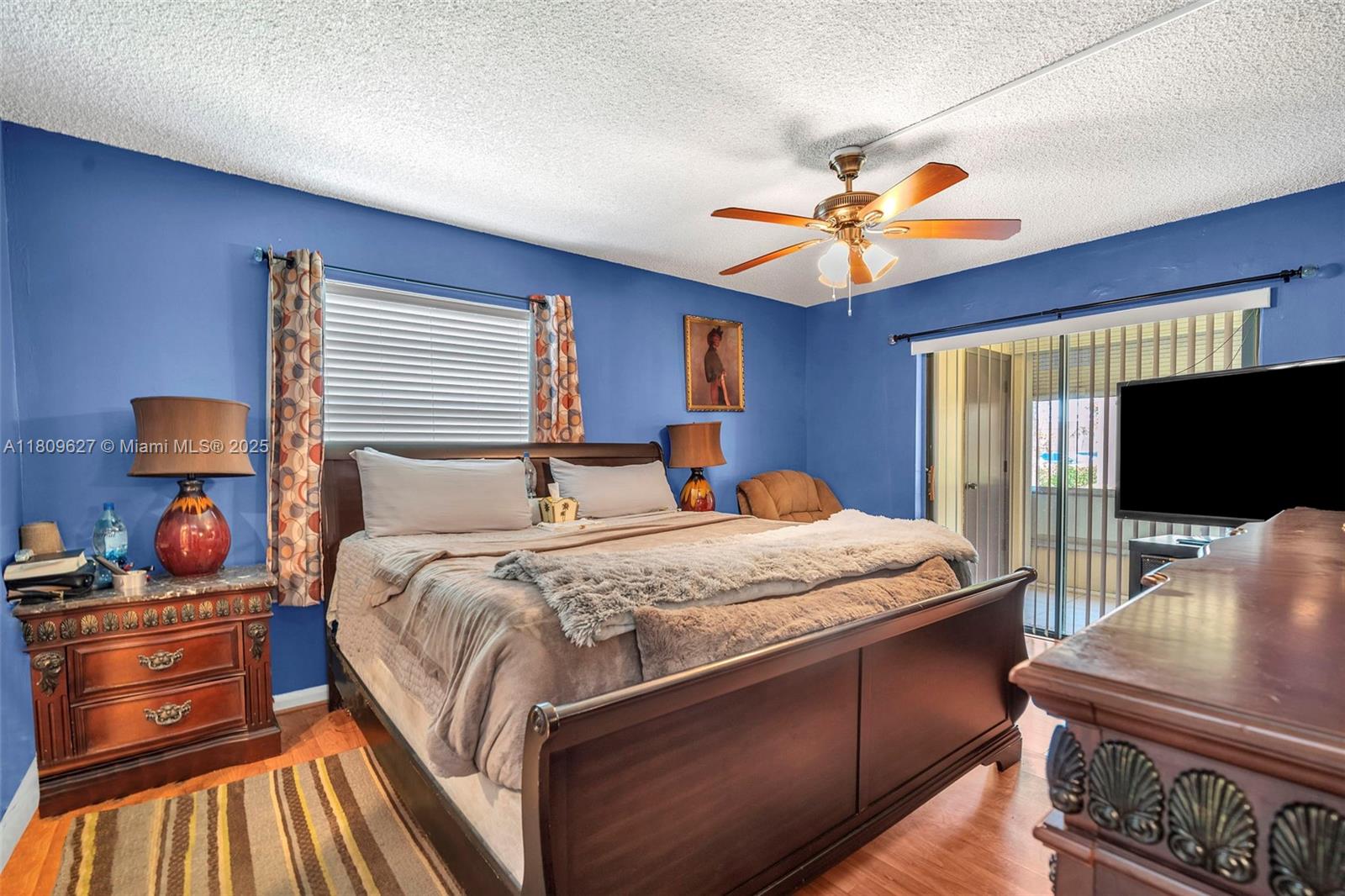 KINGS POINT CAPRI CONDOS - Residential