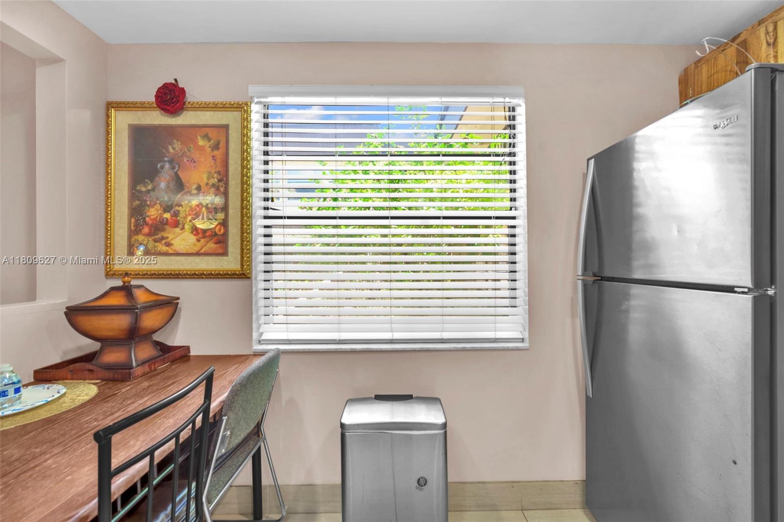 KINGS POINT CAPRI CONDOS - Residential