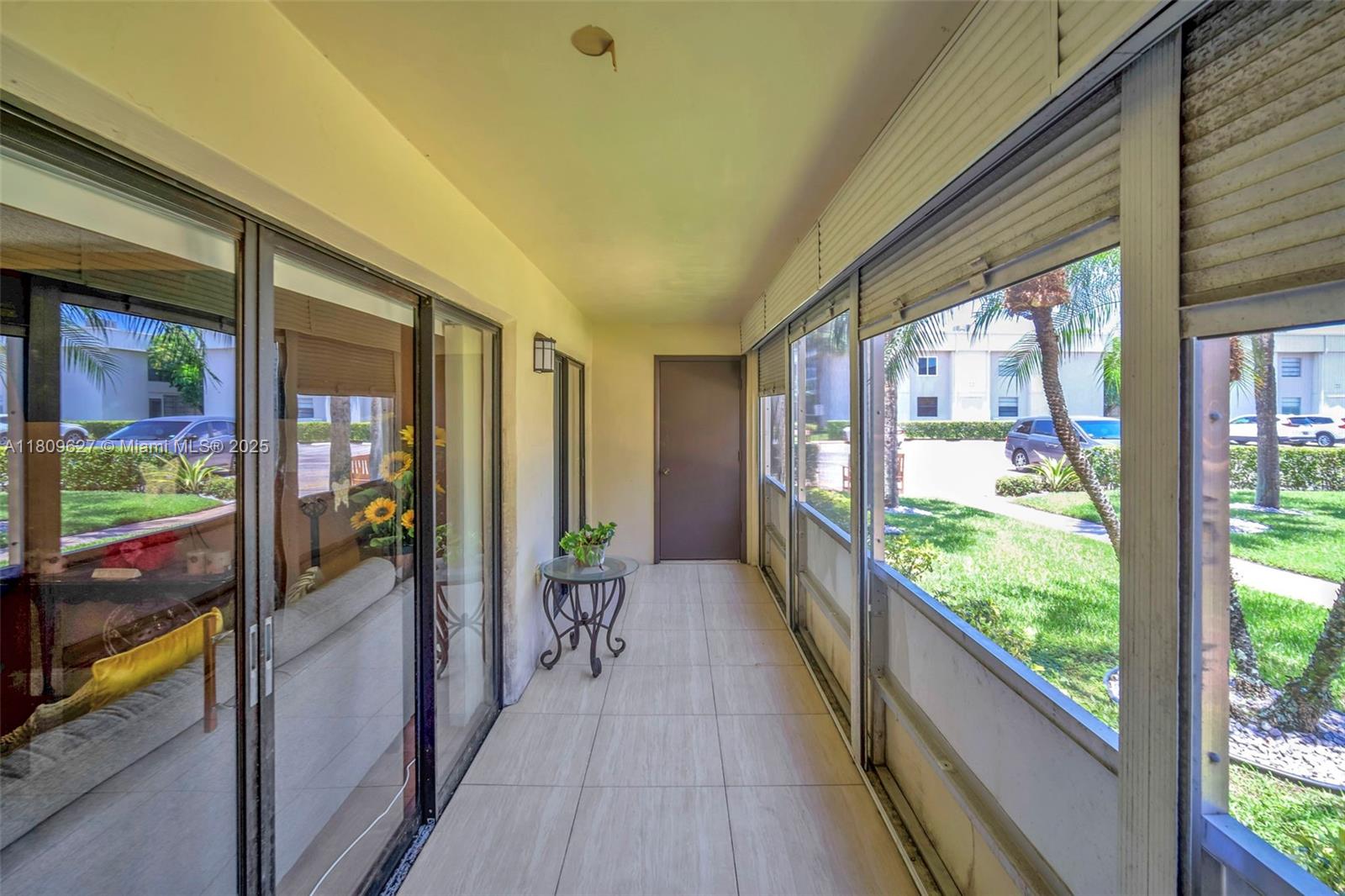 KINGS POINT CAPRI CONDOS - Residential