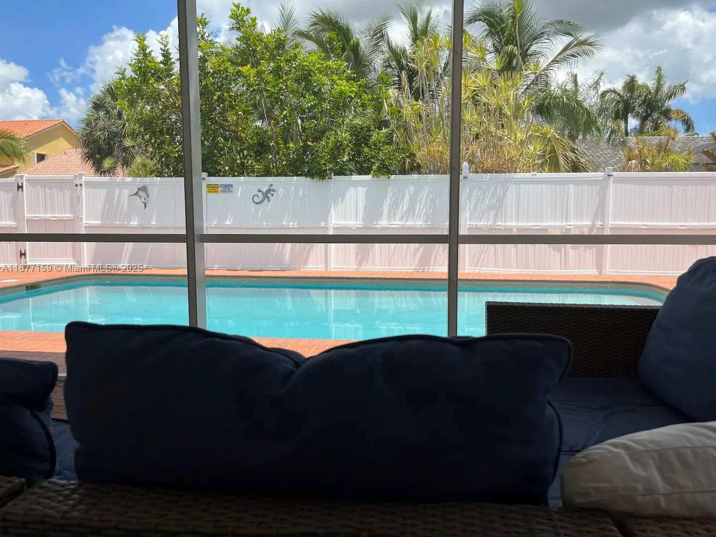 HOLLYWOOD BEACH PARK - Residential