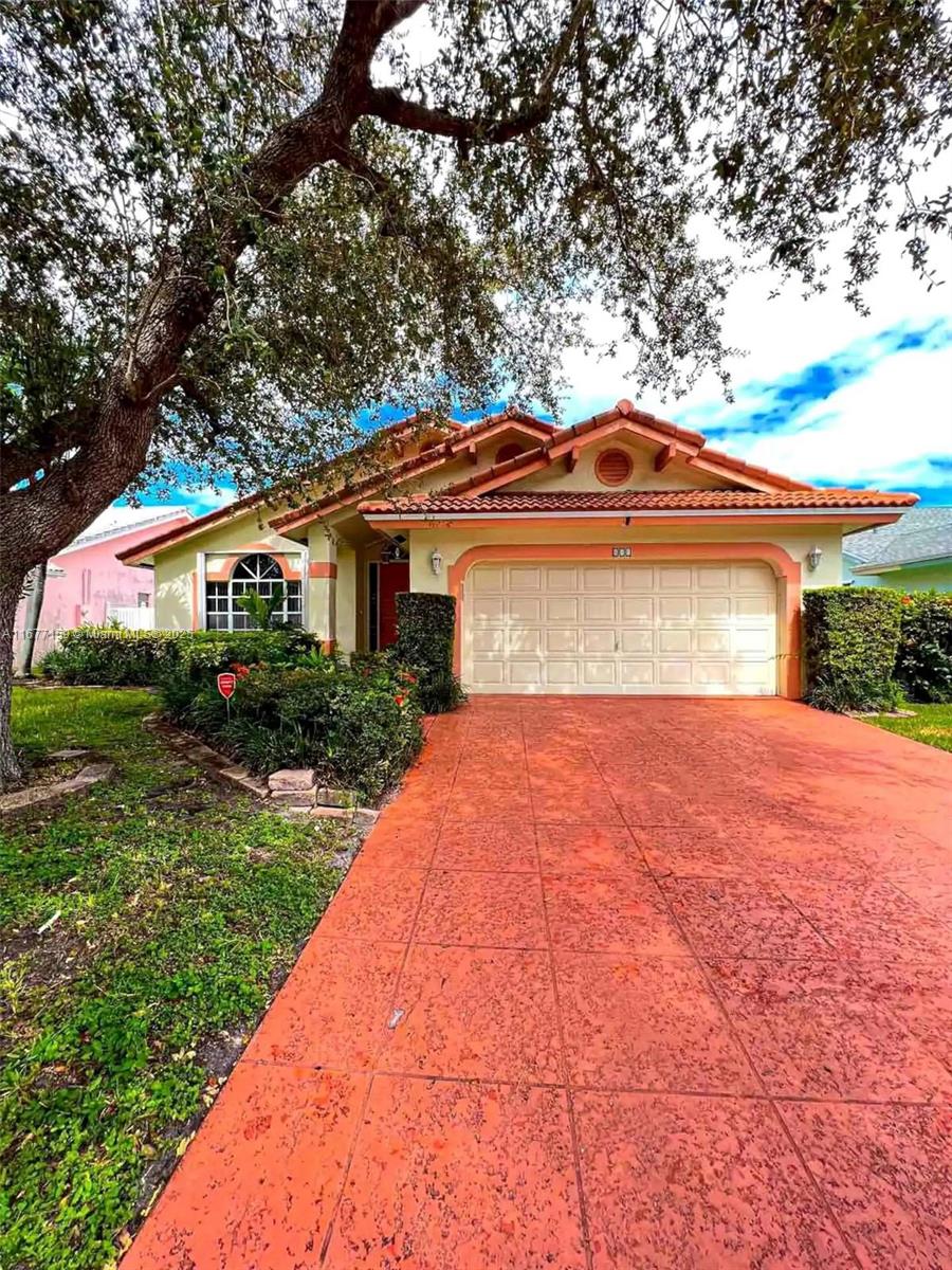 Property for Sale at 411 Se 7th St, Dania Beach, Miami-Dade County, Florida - Bedrooms: 3 
Bathrooms: 3  - $849,000