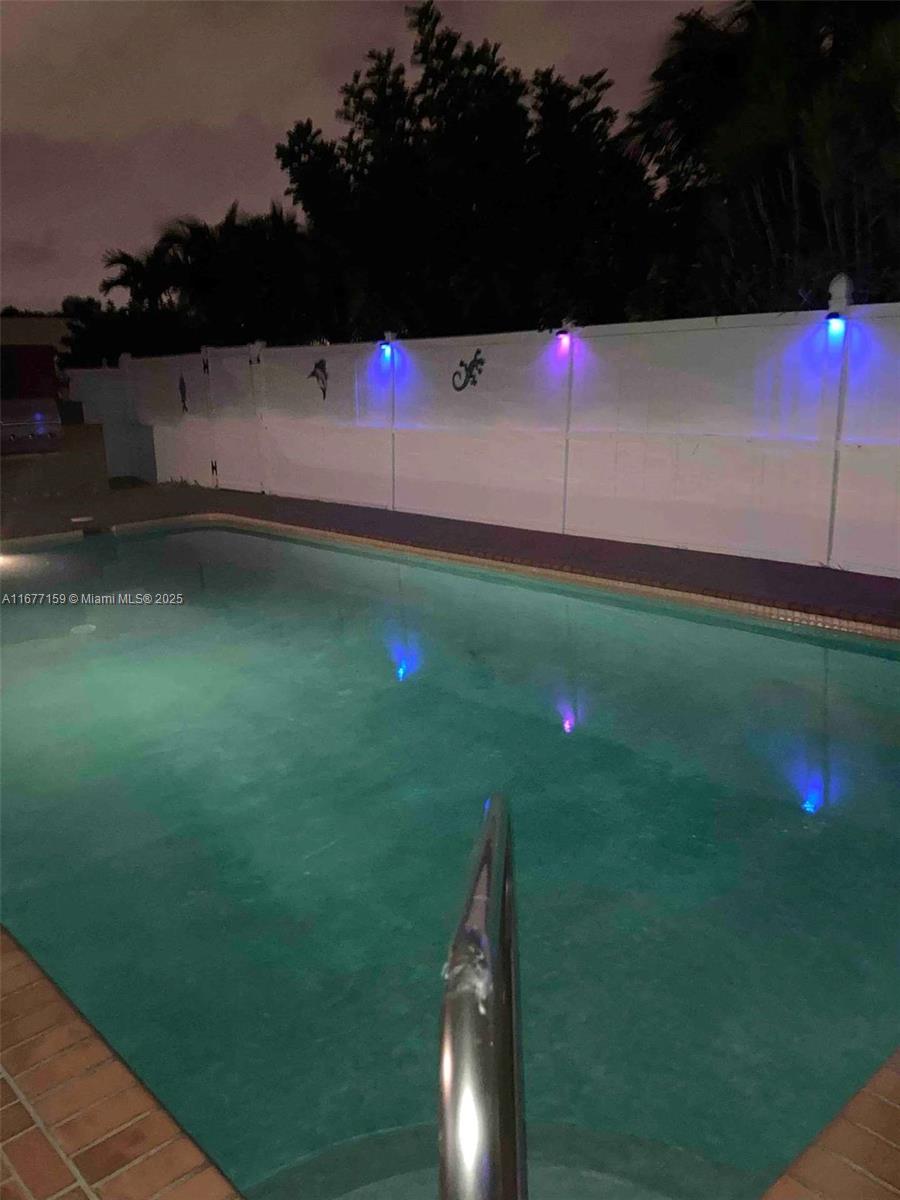 HOLLYWOOD BEACH PARK - Residential