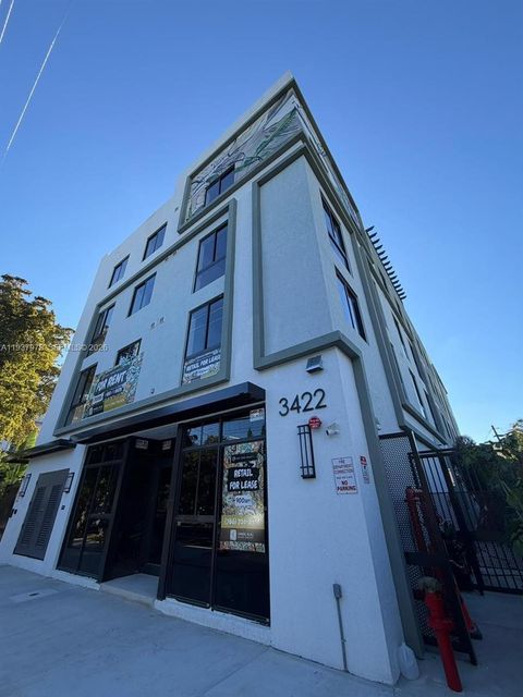 3422 NW 5th Ave 204 Miami FL 33127