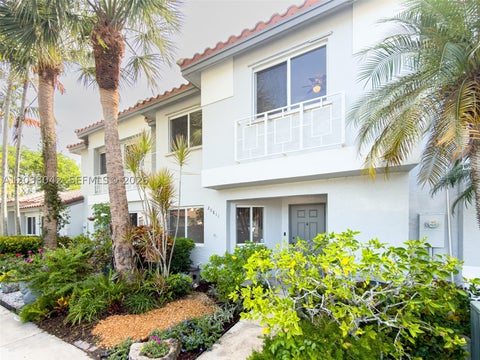 Tiny photo for 20811 NW 3rd Ln, Pembroke Pines, FL 33029 (MLS # A12038042)