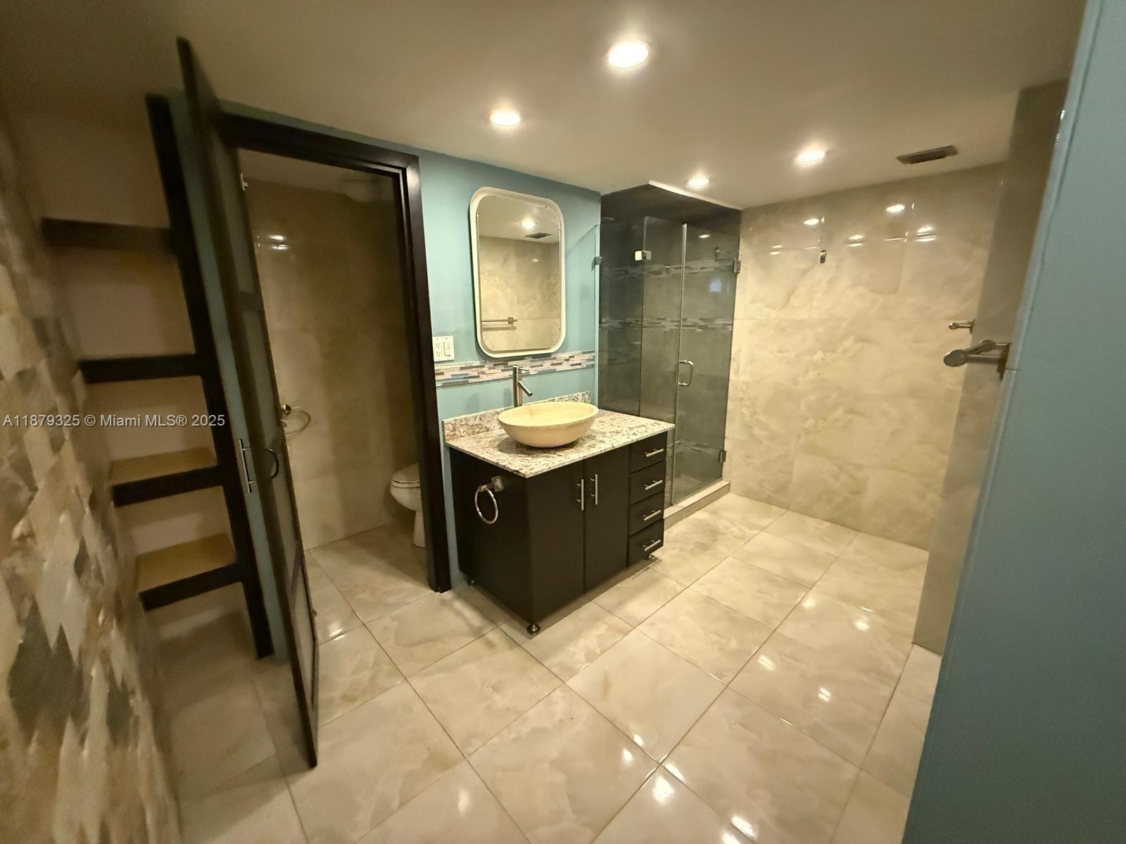 ALLINGTON TOWERS NORTH CO - Residential Lease