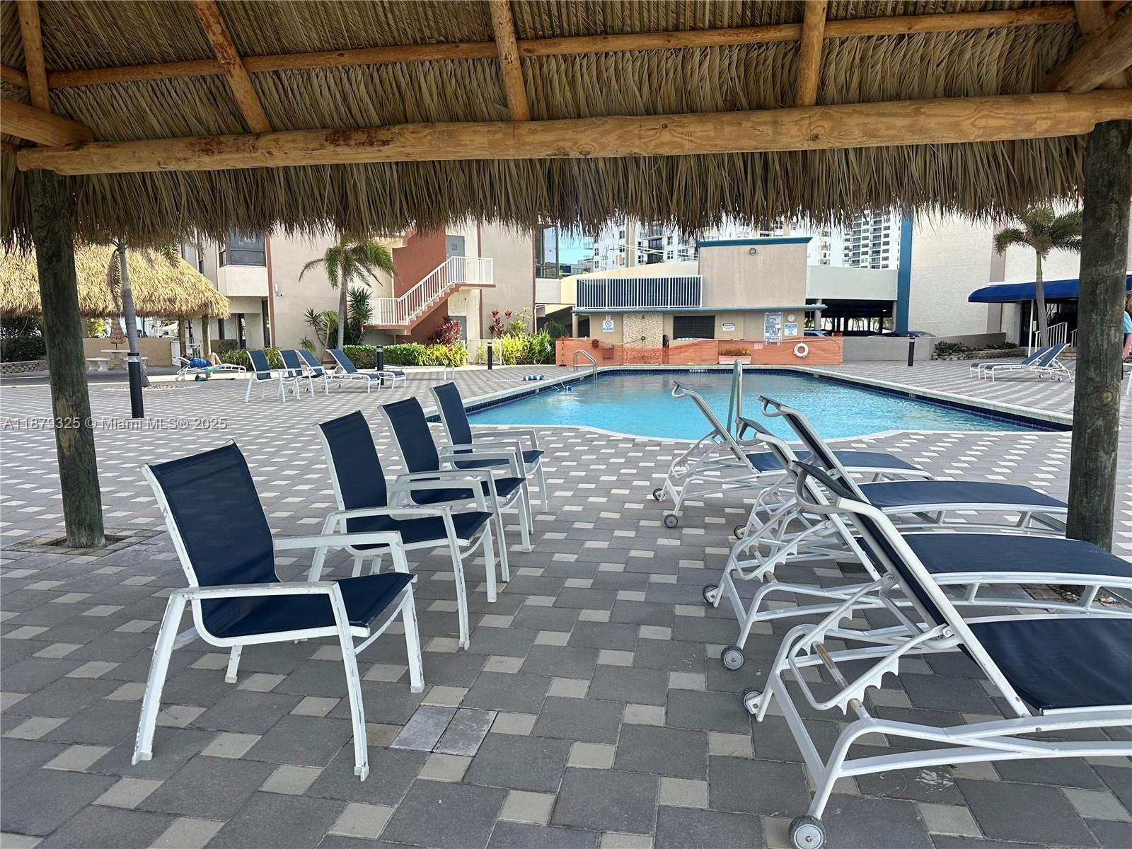 ALLINGTON TOWERS NORTH CO - Residential Lease