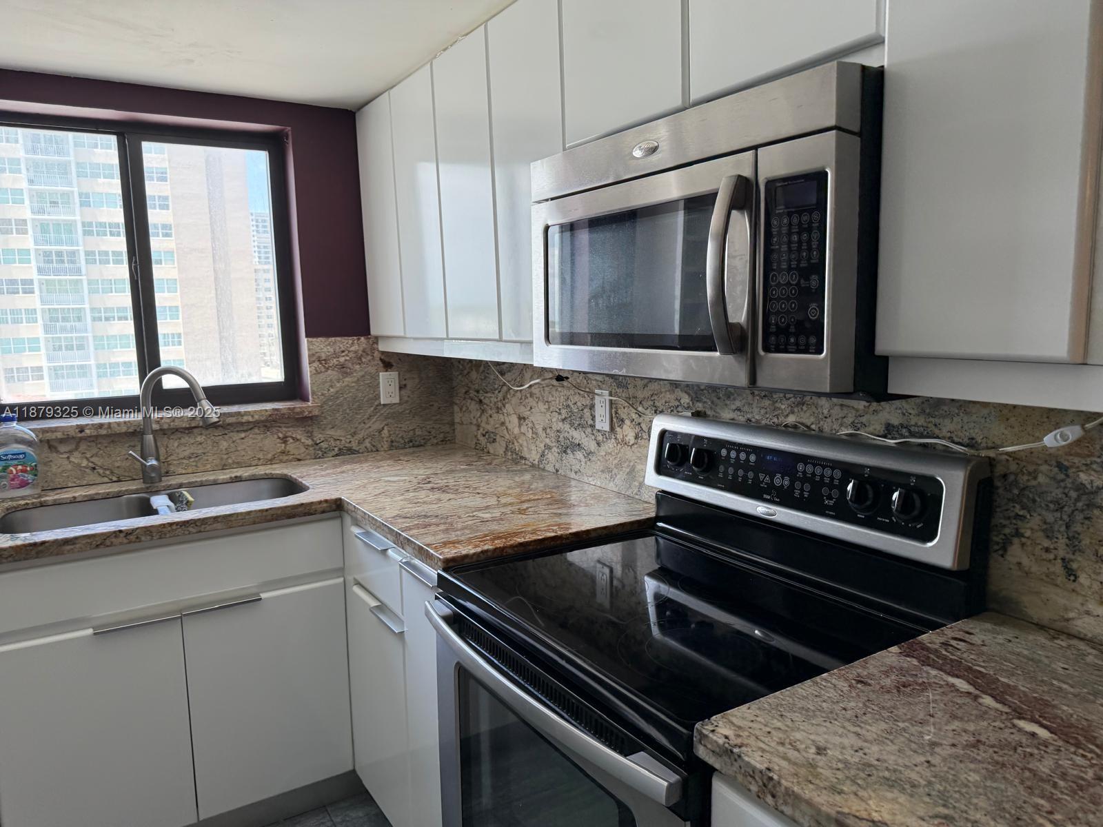 ALLINGTON TOWERS NORTH CO - Residential Lease