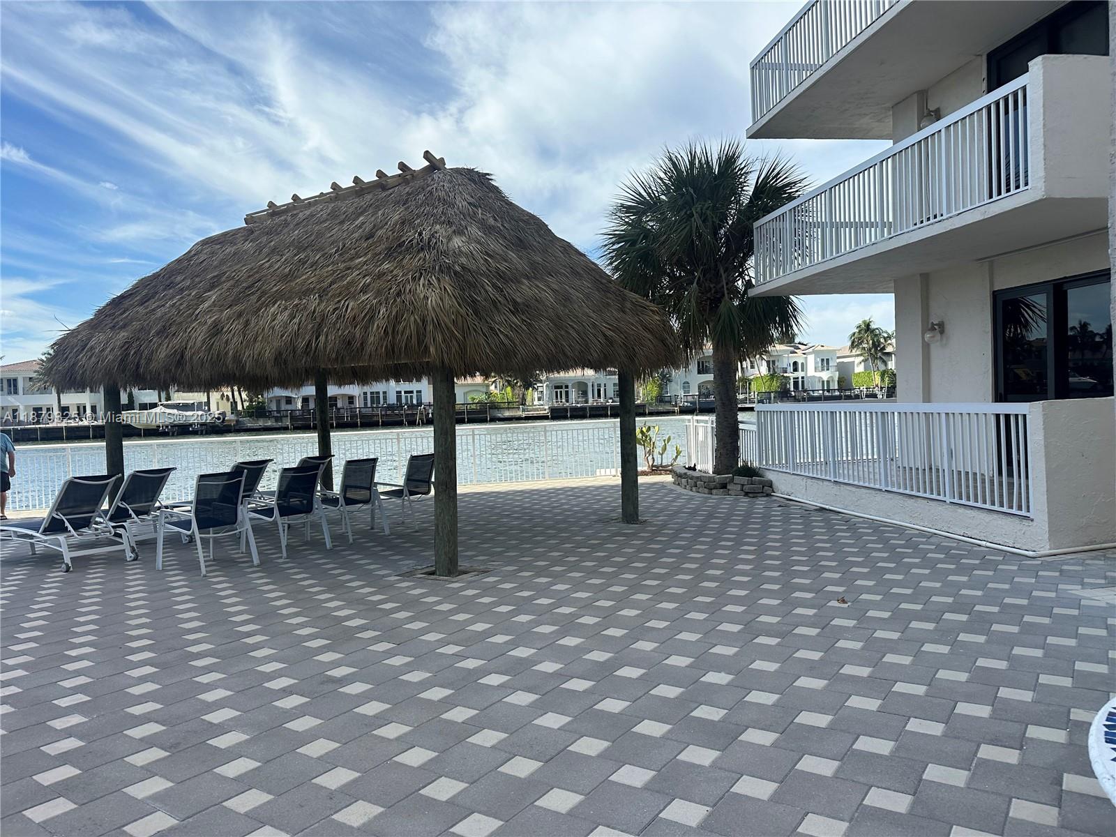 ALLINGTON TOWERS NORTH CO - Residential Lease