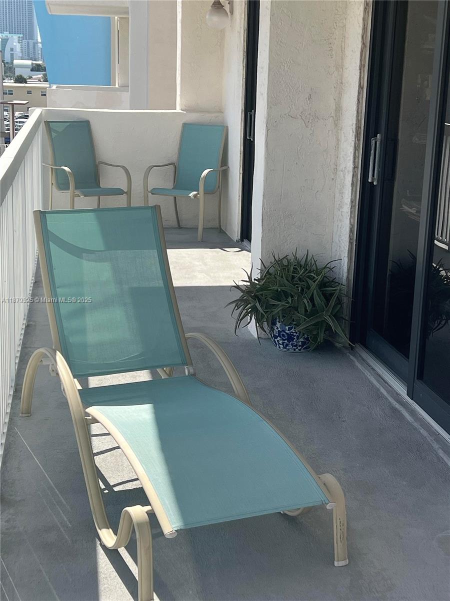 ALLINGTON TOWERS NORTH CO - Residential Lease