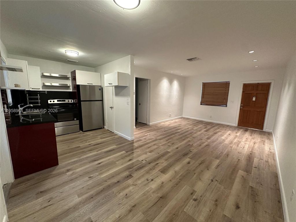 Photo of 2222 Jackson St #6E, Hollywood, FL 33020 (MLS # A11958964)