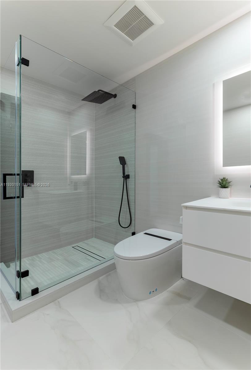 CORAL RIDGE COUNTRY CLUB - Residential