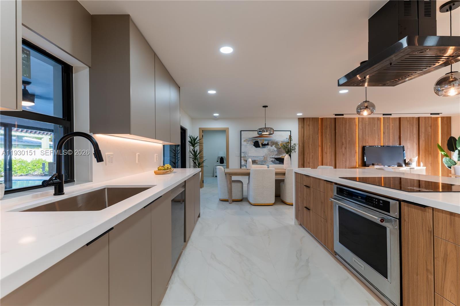 CORAL RIDGE COUNTRY CLUB - Residential