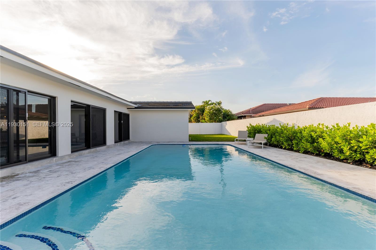 CORAL RIDGE COUNTRY CLUB - Residential