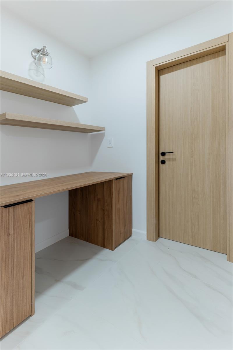 CORAL RIDGE COUNTRY CLUB - Residential