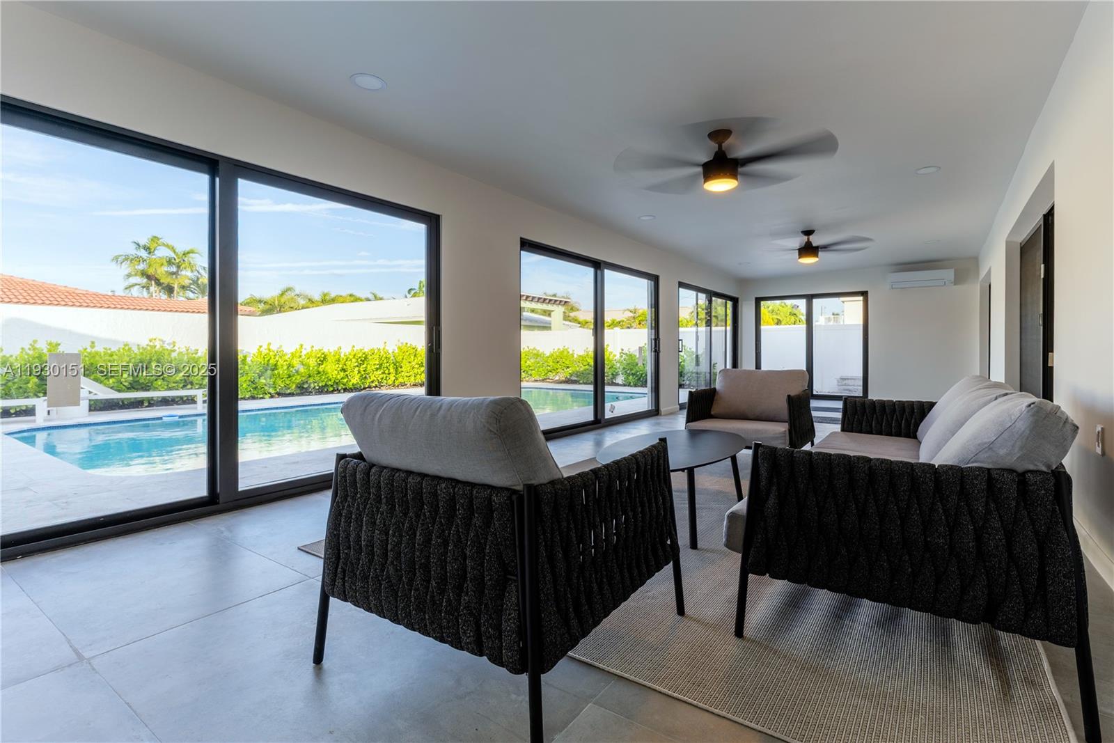 CORAL RIDGE COUNTRY CLUB - Residential