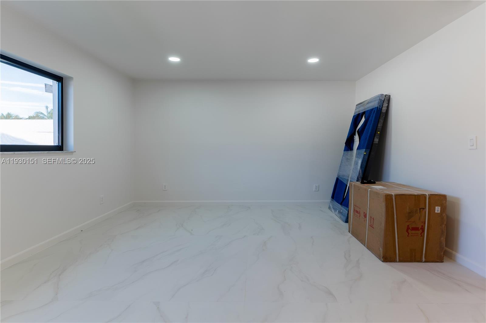 CORAL RIDGE COUNTRY CLUB - Residential