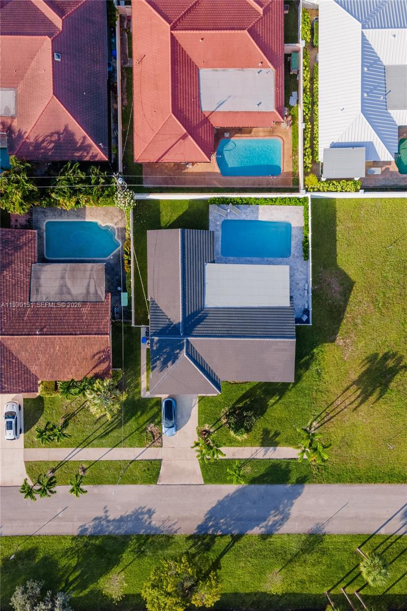 CORAL RIDGE COUNTRY CLUB - Residential