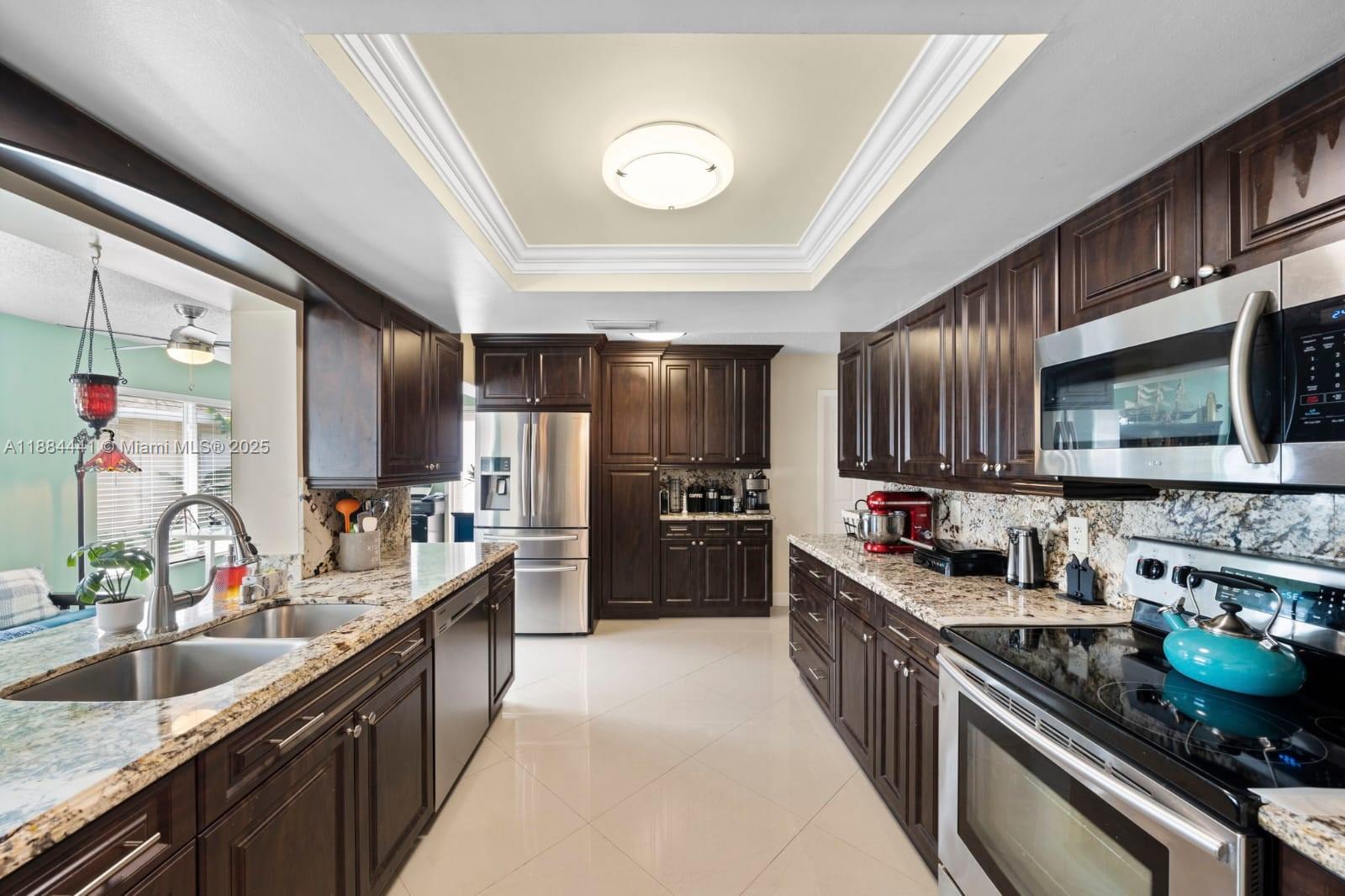 CRYSTAL LAKE 4TH SEC - Residential