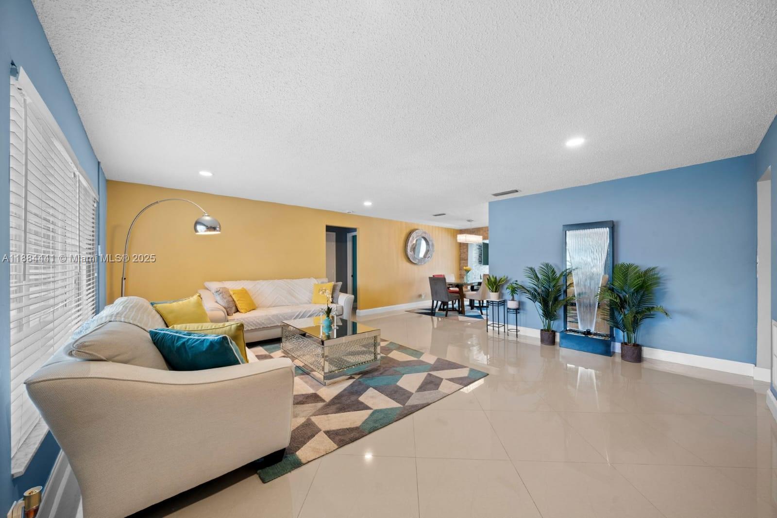 CRYSTAL LAKE 4TH SEC - Residential