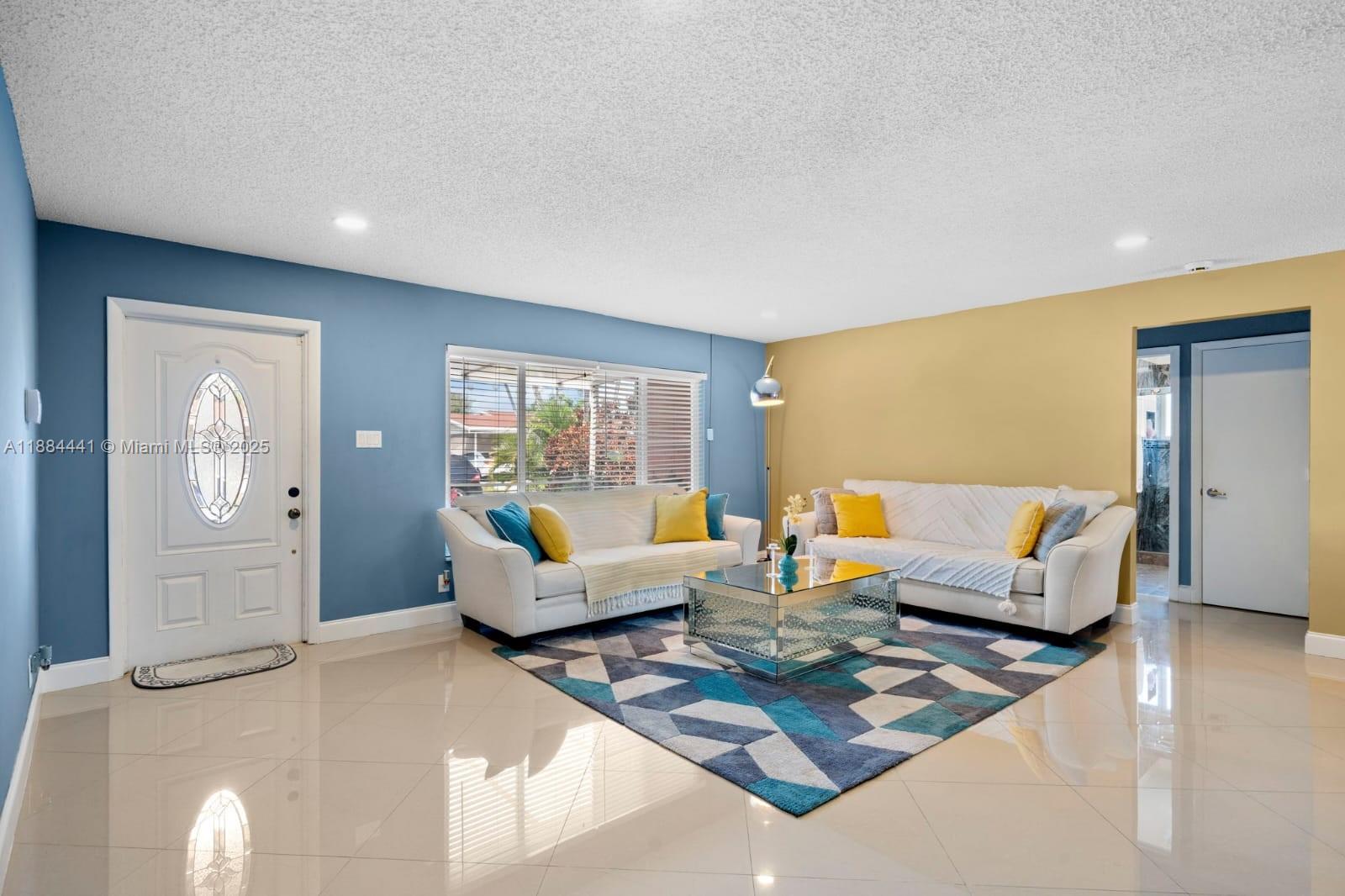 CRYSTAL LAKE 4TH SEC - Residential