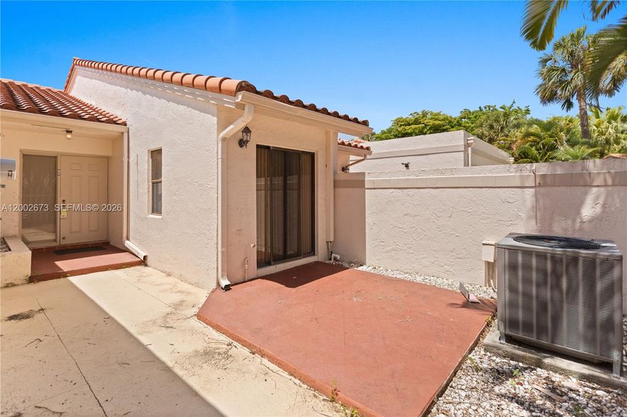 Brentwood of Boca is a community of ALL AGES welcome, centrally located in West Boca close to ALL shopping, major highways, and Amazing schools. LOW Monthly Association costs covers all amenities guard gate, landscaping, pool, tennis courts and security. High Ceilings and spacious bedrooms make this 2 bed, 2 bath very roomy. This unit is on a lake with a screened in patio with very peaceful views. Extremely safe neighborhood, enjoy life in Beautiful Boca Raton.