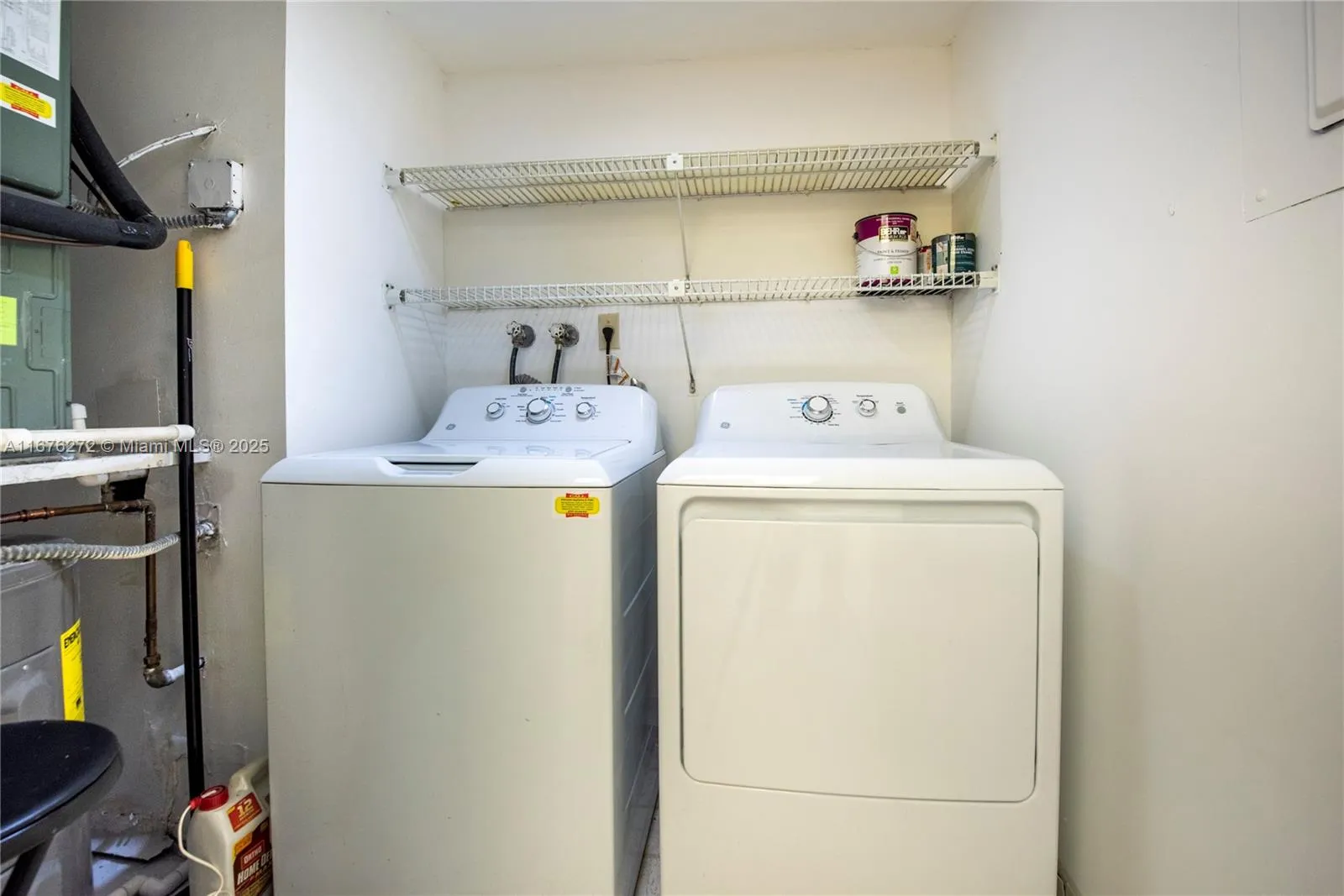 Weston, Florida 33326, United States, 2 Bedrooms Bedrooms, ,3 BathroomsBathrooms,Residential,Active,38913