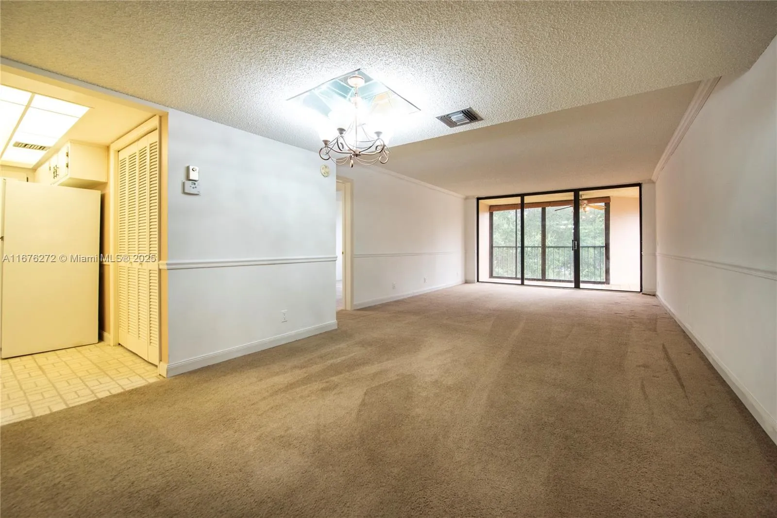 Weston, Florida 33326, United States, 2 Bedrooms Bedrooms, ,3 BathroomsBathrooms,Residential,Active,38913