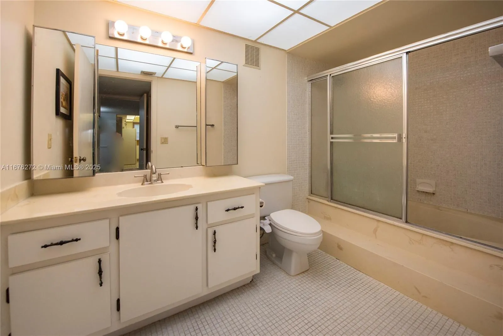 Weston, Florida 33326, United States, 2 Bedrooms Bedrooms, ,3 BathroomsBathrooms,Residential,Active,38913