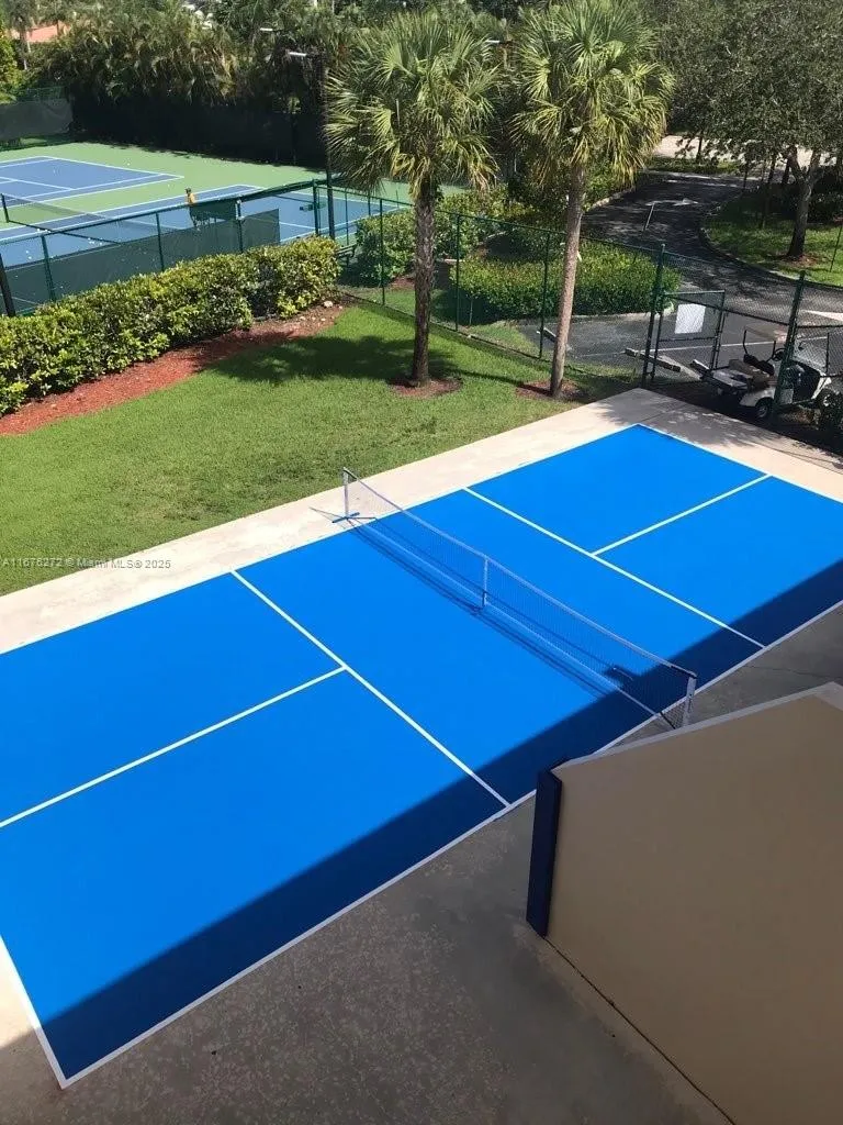 Weston, Florida 33326, United States, 2 Bedrooms Bedrooms, ,3 BathroomsBathrooms,Residential,Active,38913