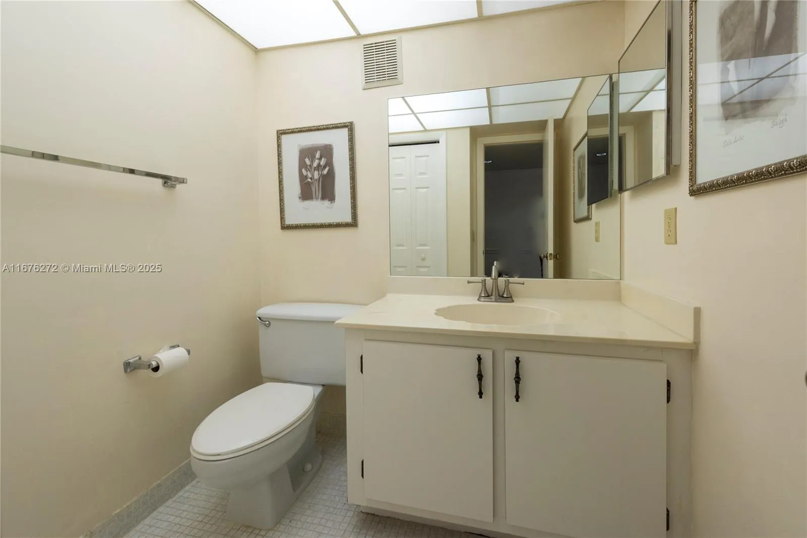 Weston, Florida 33326, United States, 2 Bedrooms Bedrooms, ,3 BathroomsBathrooms,Residential,Active,38913