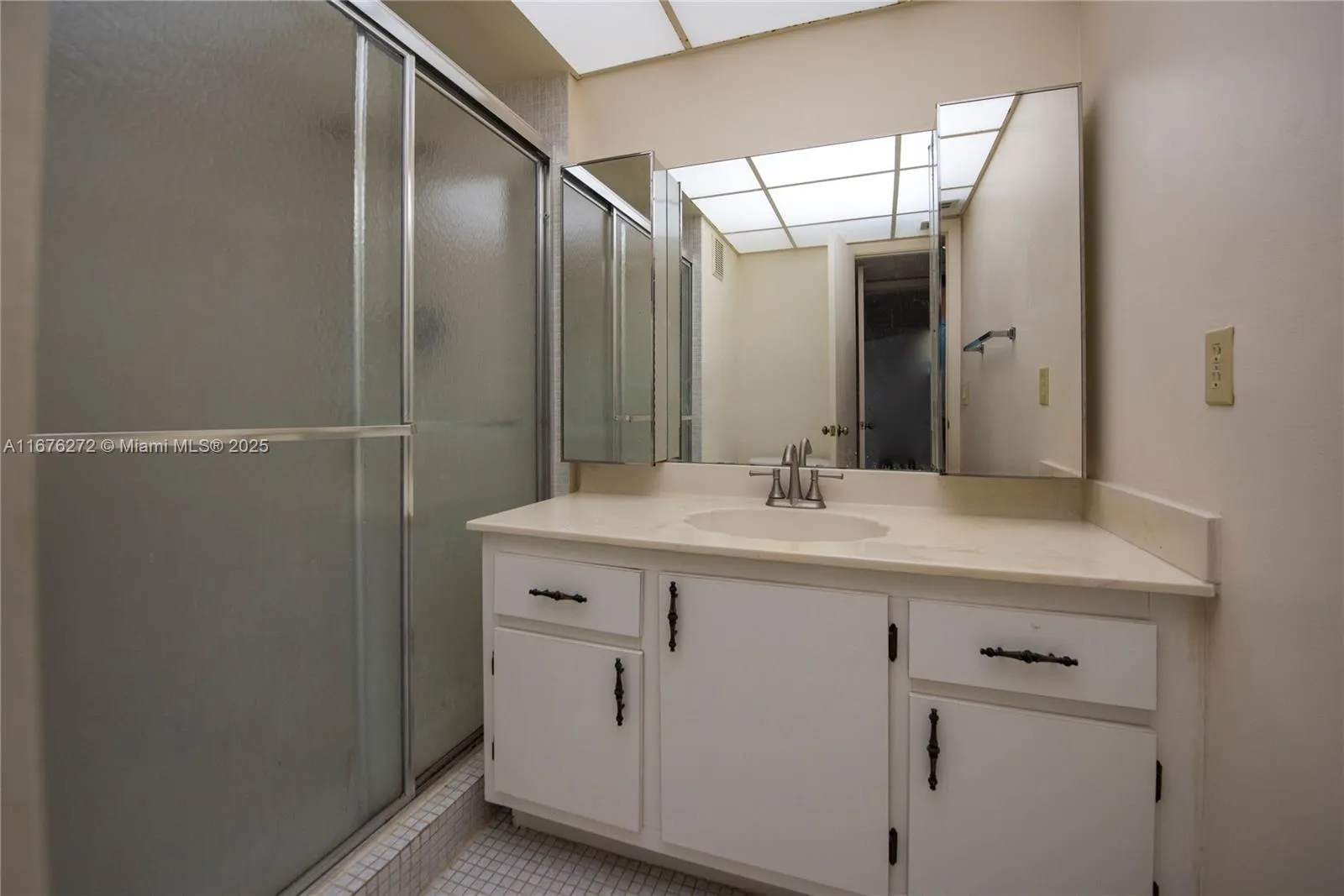 Weston, Florida 33326, United States, 2 Bedrooms Bedrooms, ,3 BathroomsBathrooms,Residential,Active,38913