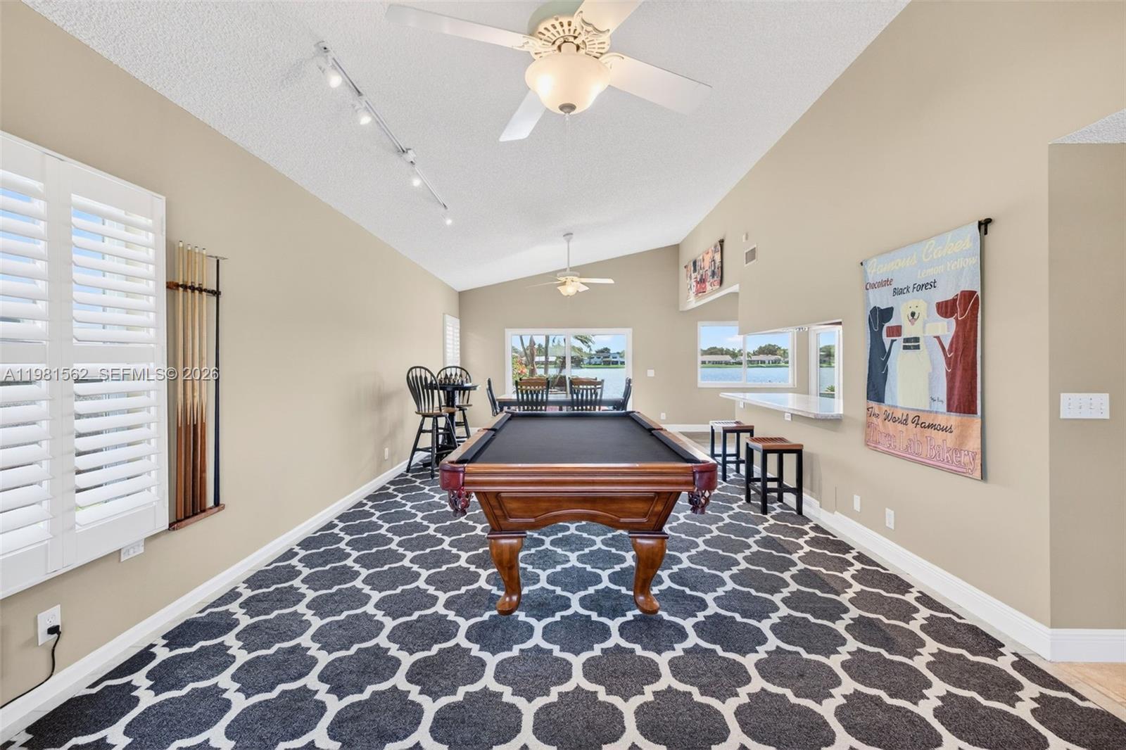 Ridgeview Lake Estates - Residential