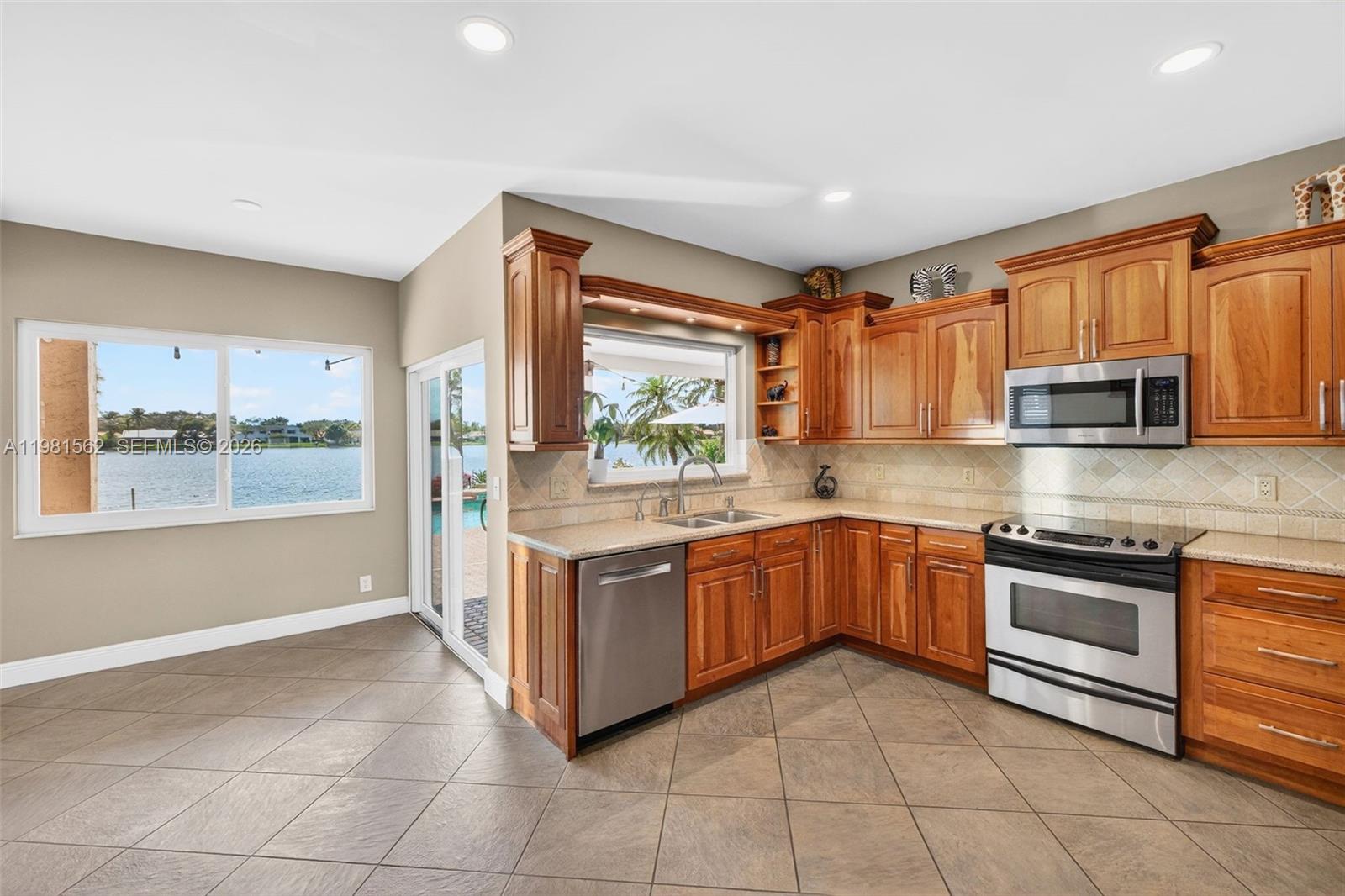 Ridgeview Lake Estates - Residential