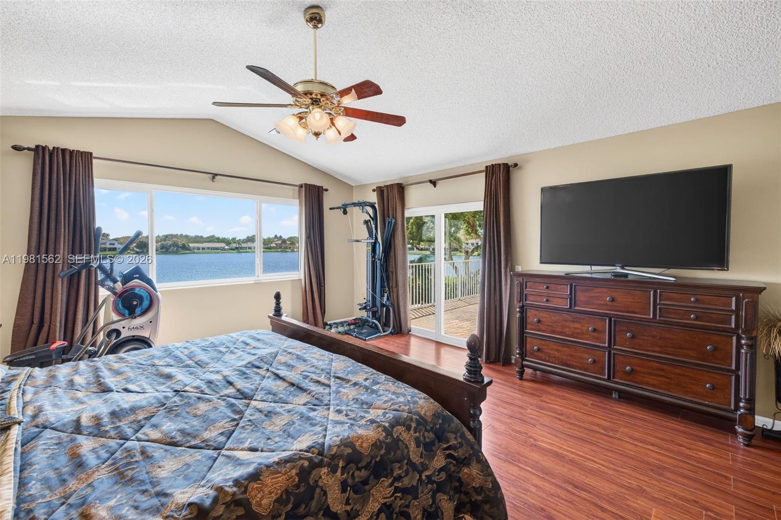 Ridgeview Lake Estates - Residential