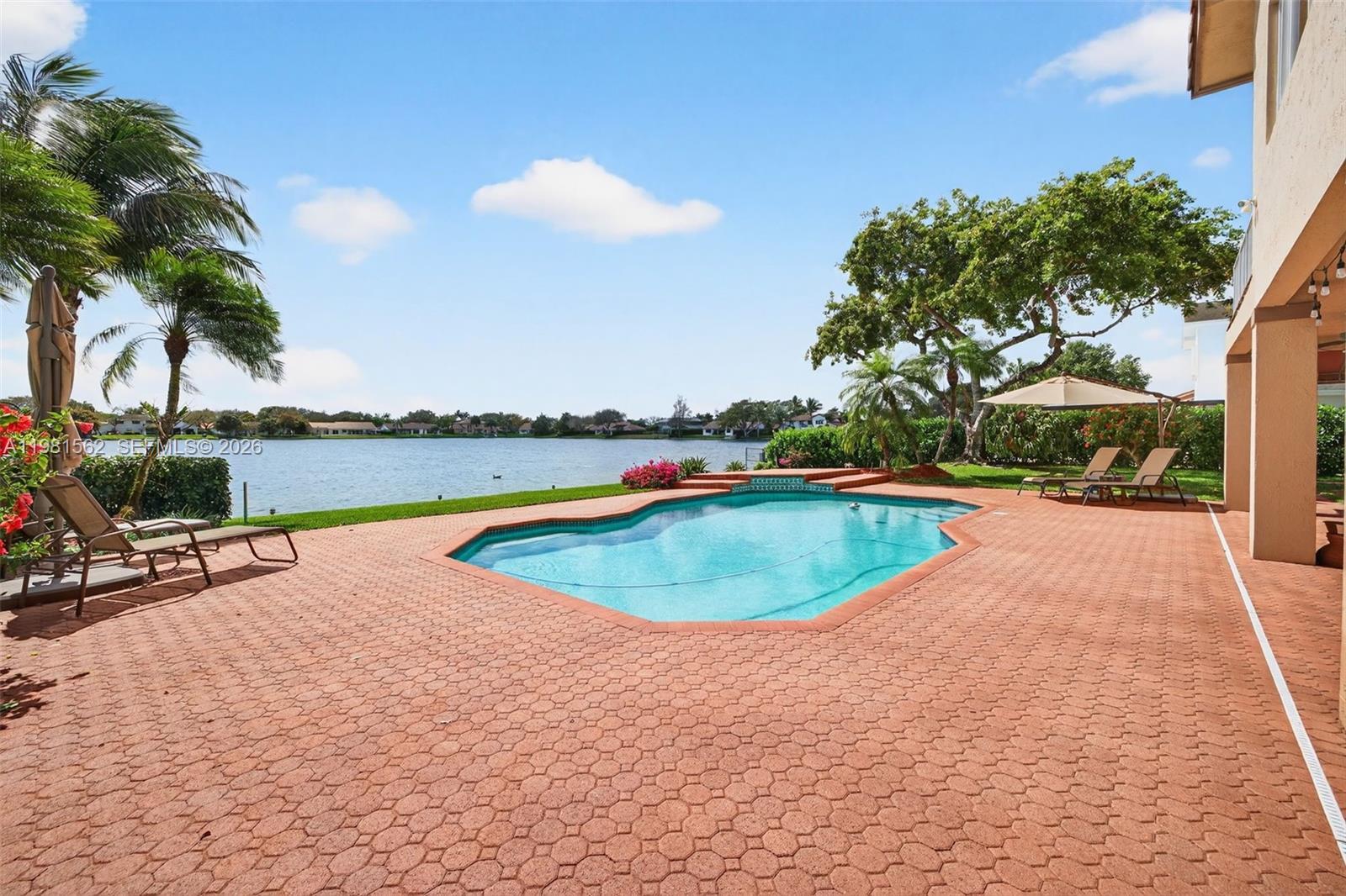 Ridgeview Lake Estates - Residential