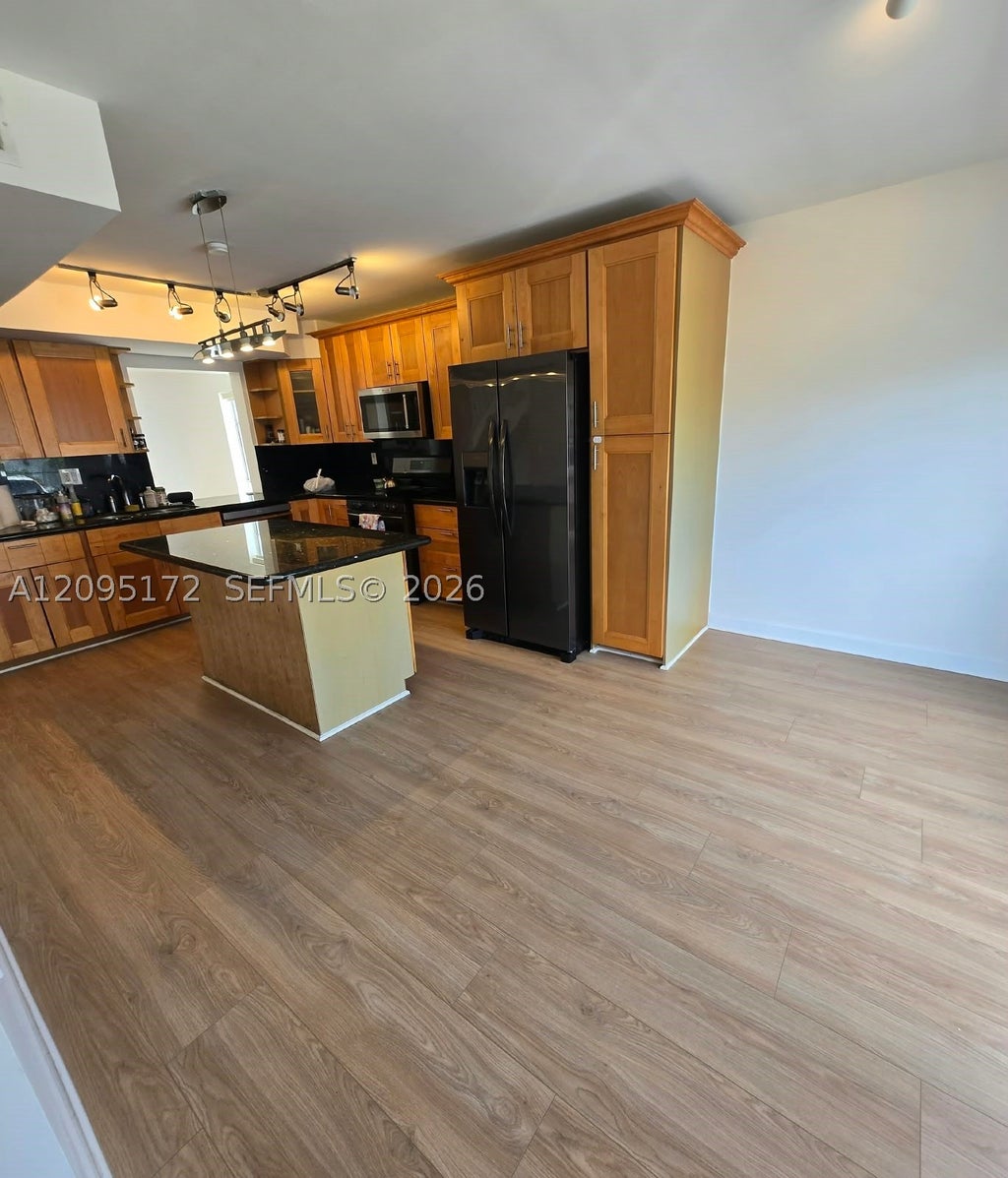 Photo of 926 NE 27th Ave #926, Hallandale Beach, FL 33009 (MLS # A12095172)