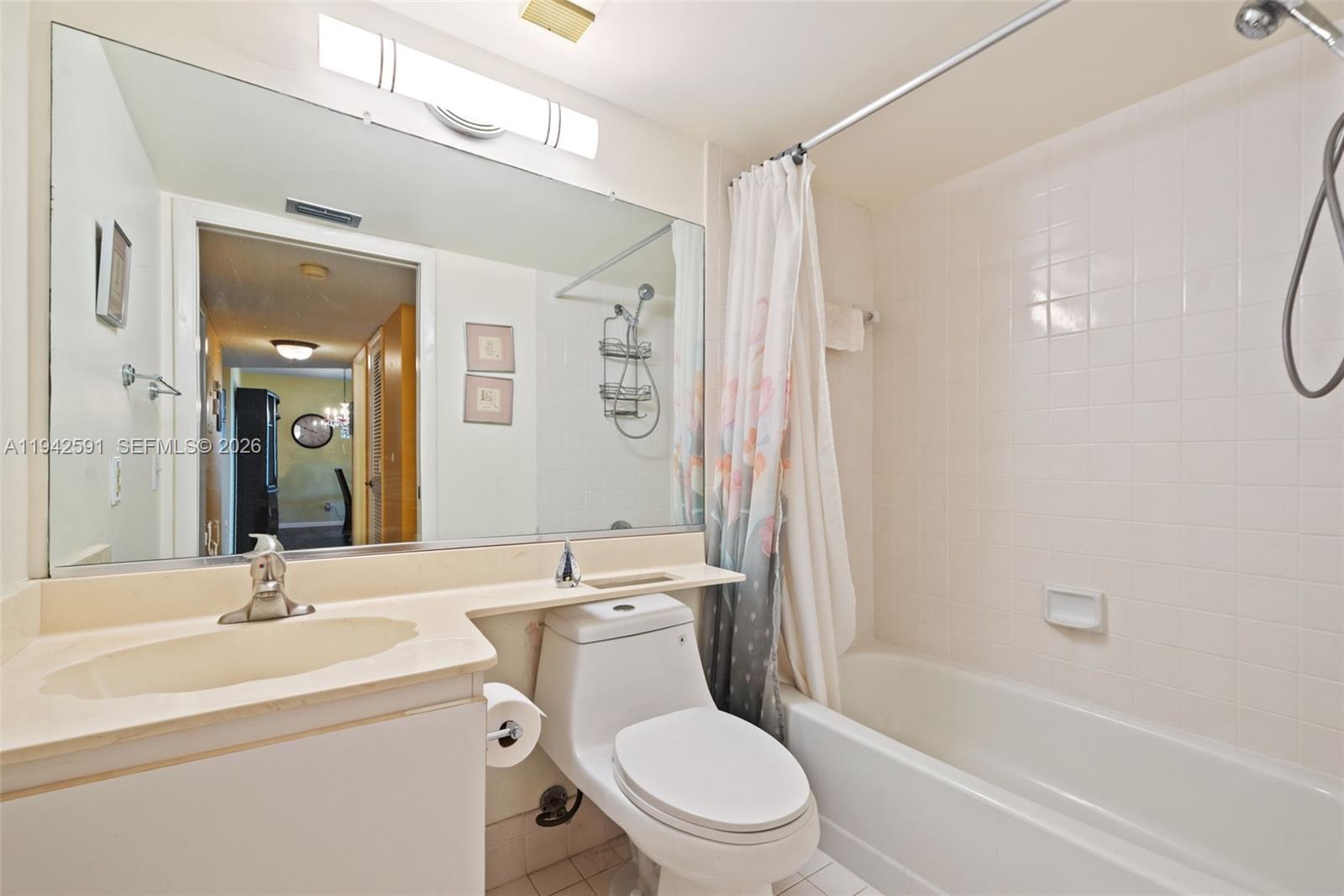 LAKES OF CARRIAGE HILLS - Residential