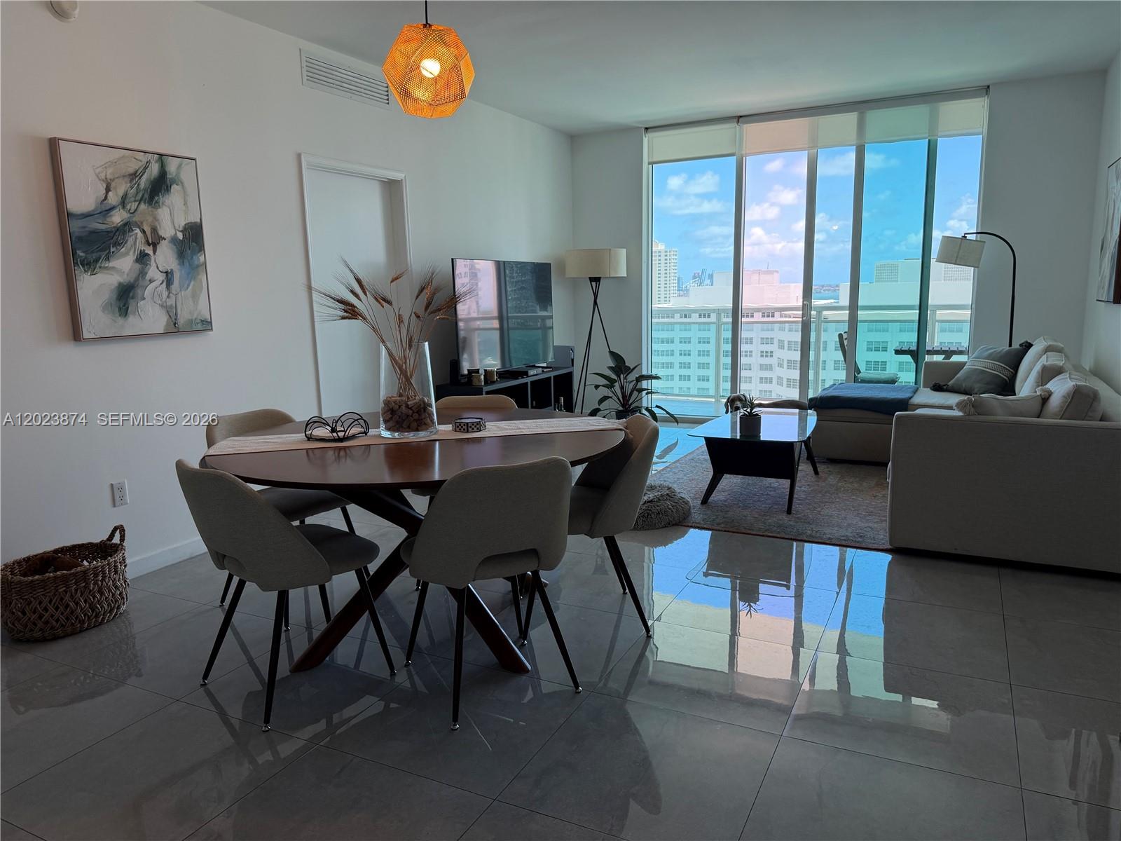 951 Brickell Ave 2006