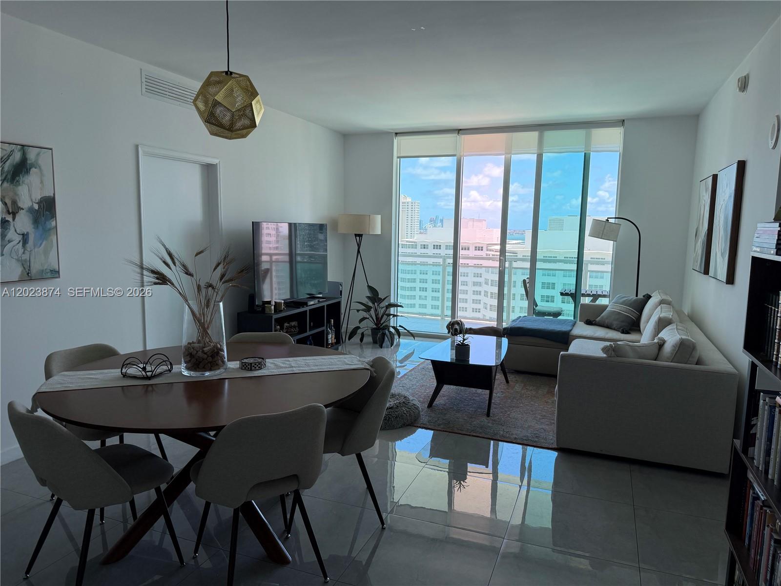 951 Brickell Ave 2006