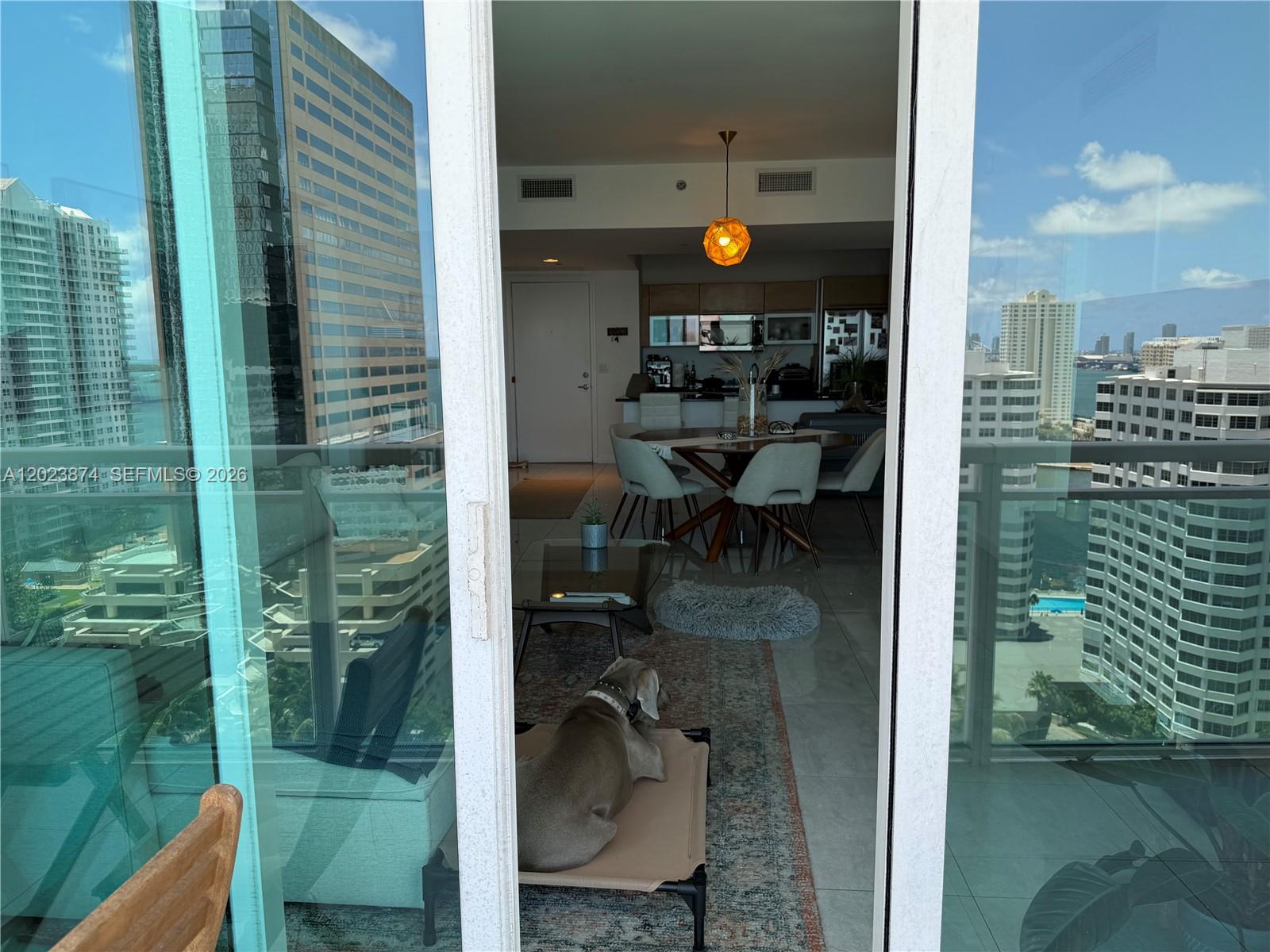 THE PLAZA 901 BRICKELL CO - Residential Lease