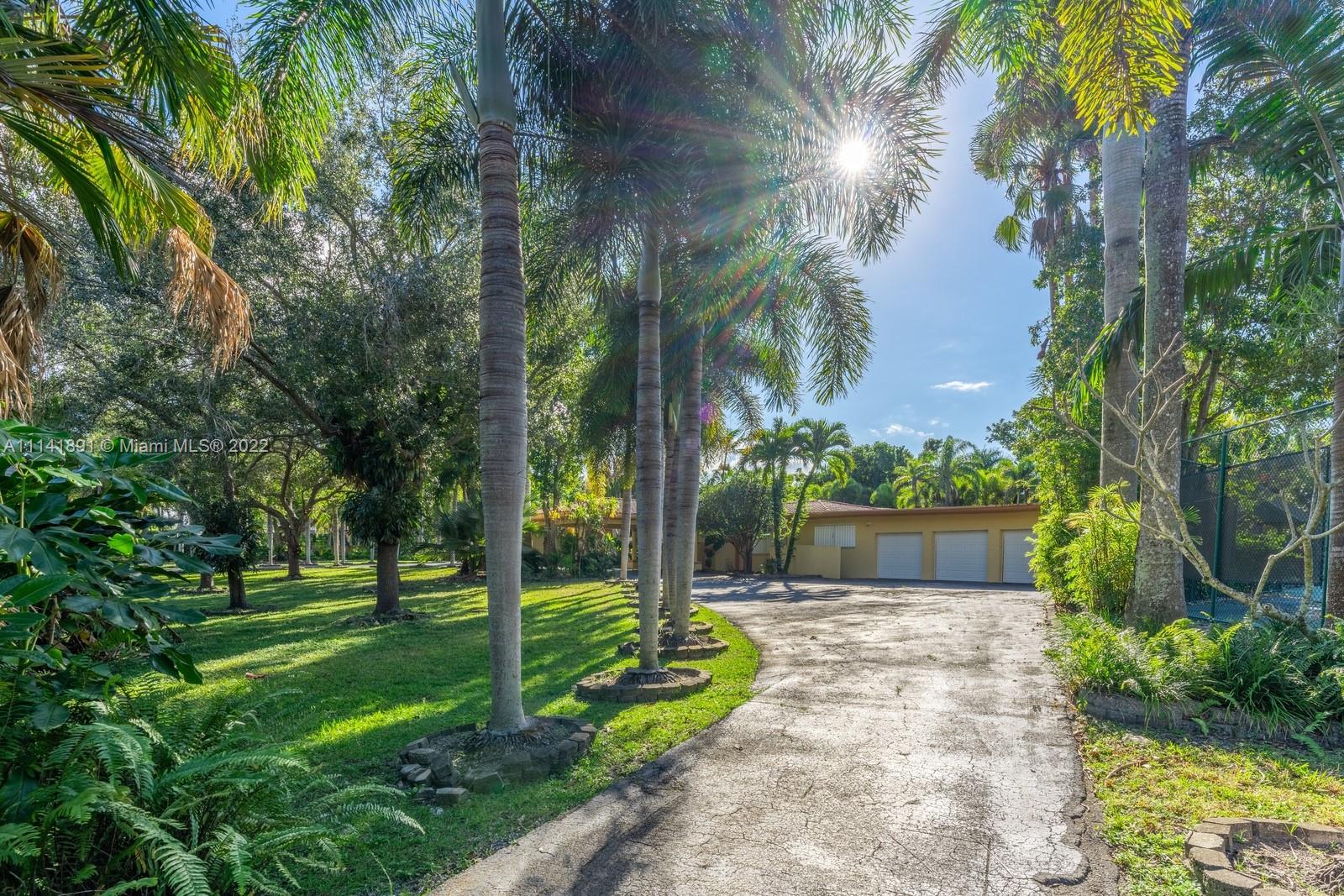 RIDGELINE ESTATES - Residential